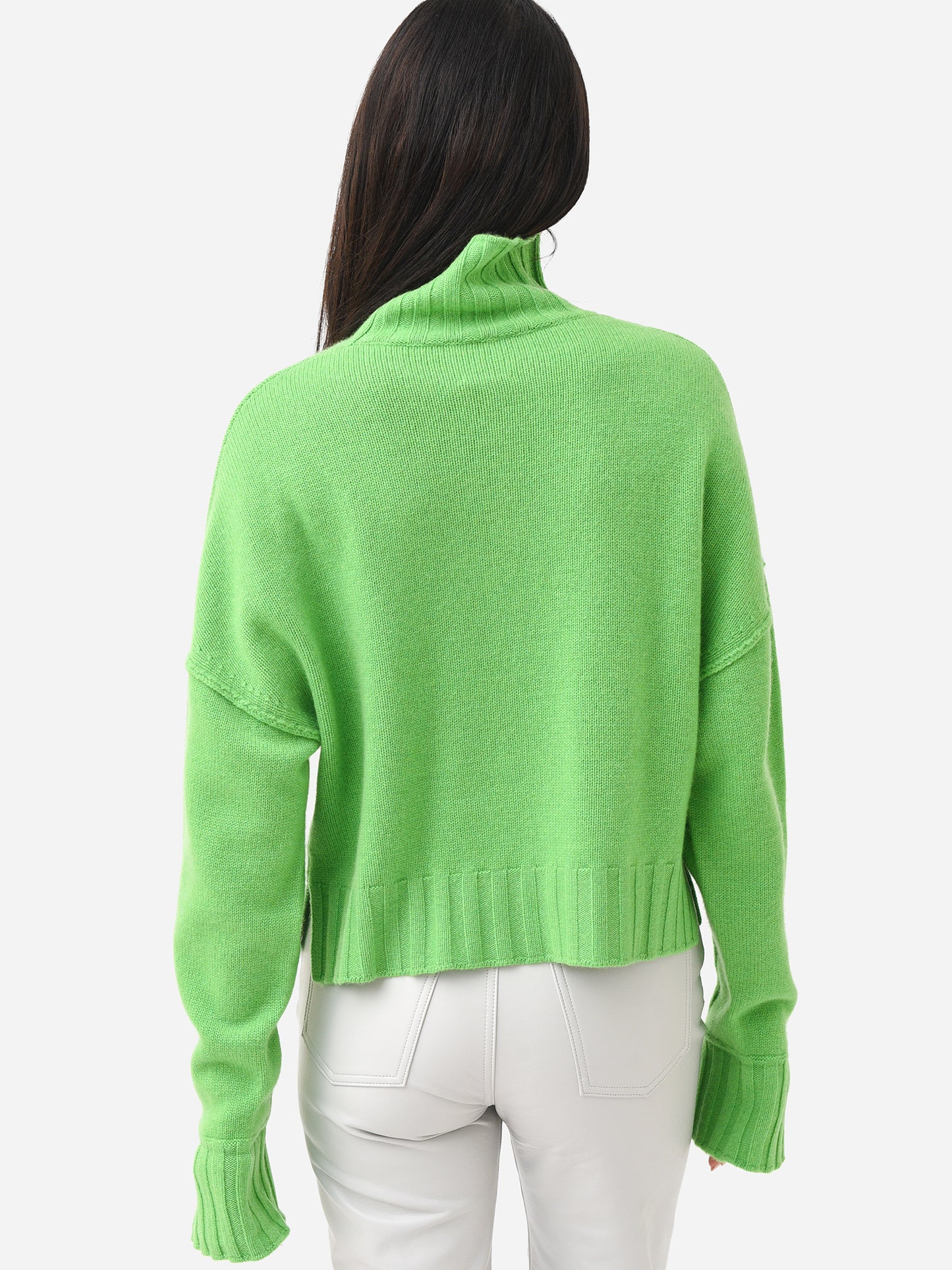 AW22-019xPARAKEETGREEN-alt1