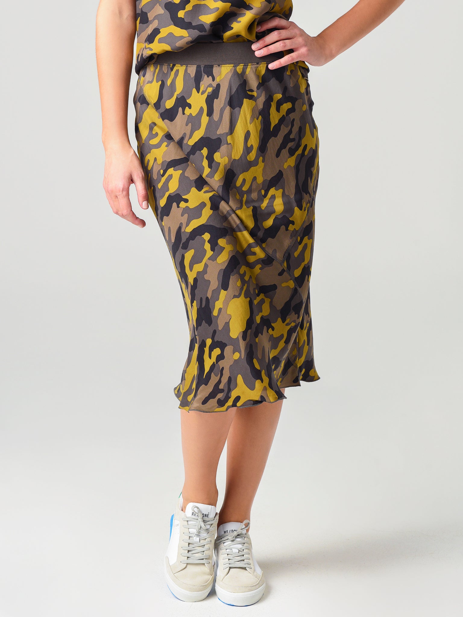 ATM Women's Silk Camo Pull-On Skirt Saint Bernard