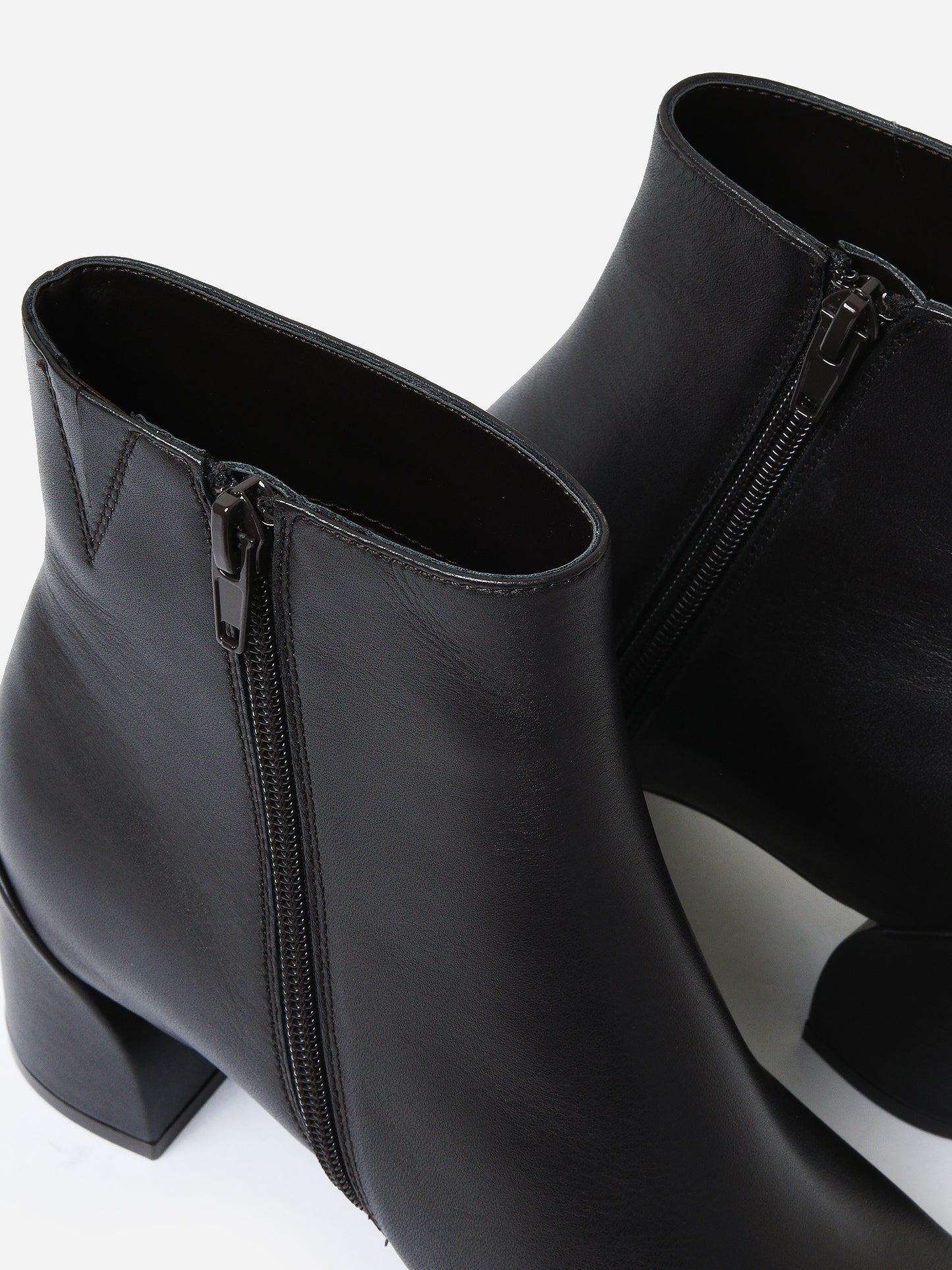 CAILENxTMORONAPPA-alt5