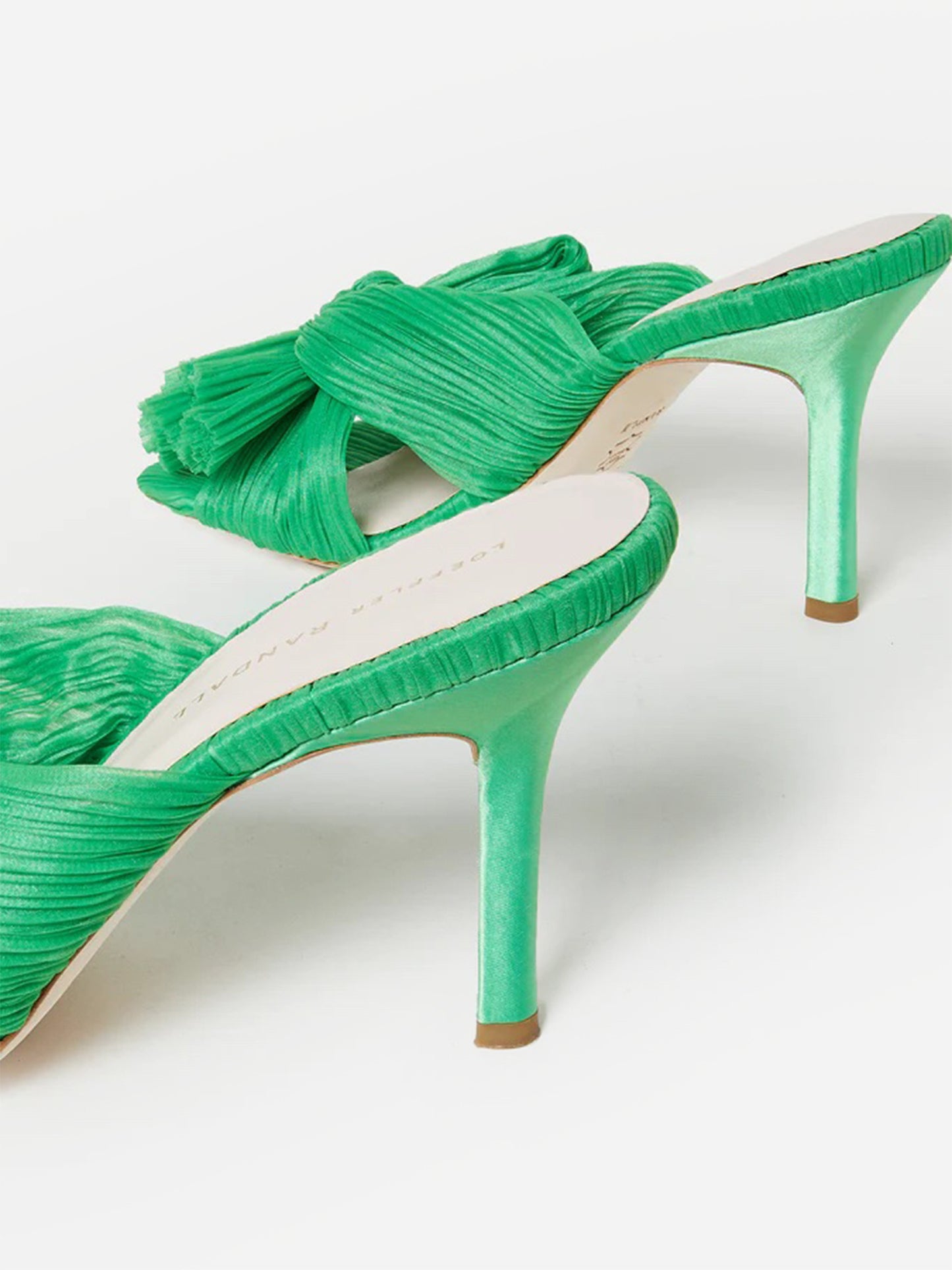 CLAUDIA-PLFAxCLOVERORGNAZA-alt3