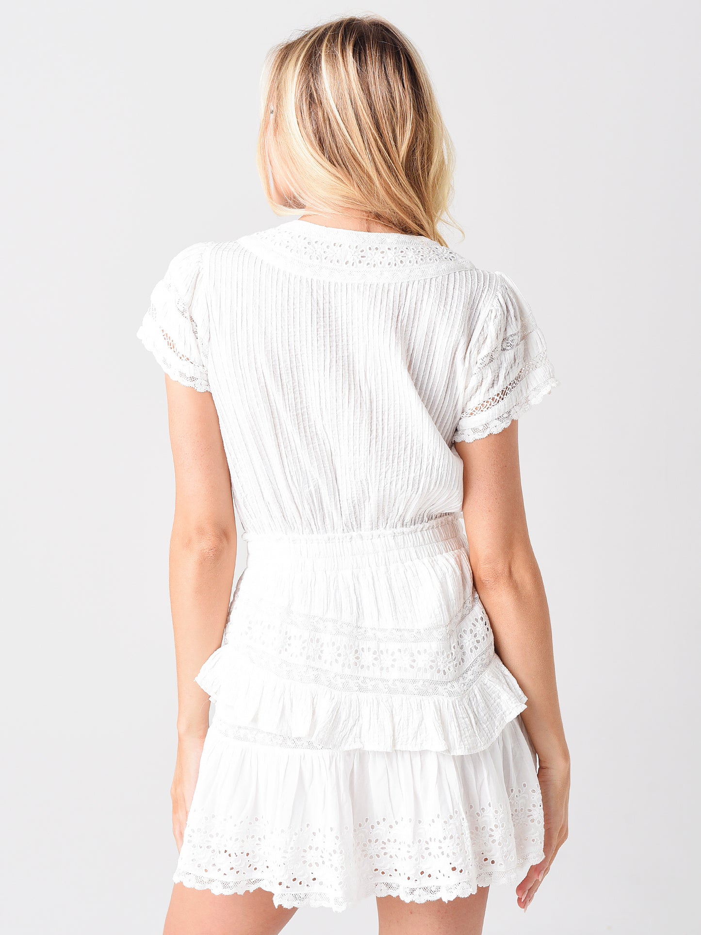 D1158-829xTRUEWHITE-alt3