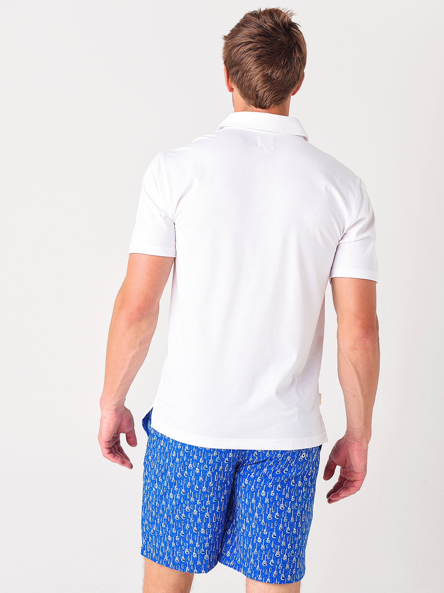 D21031xWHITEFULLC-alt3