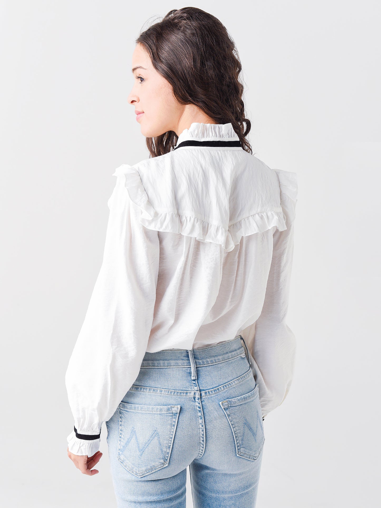 F2157155xWHITE-alt3