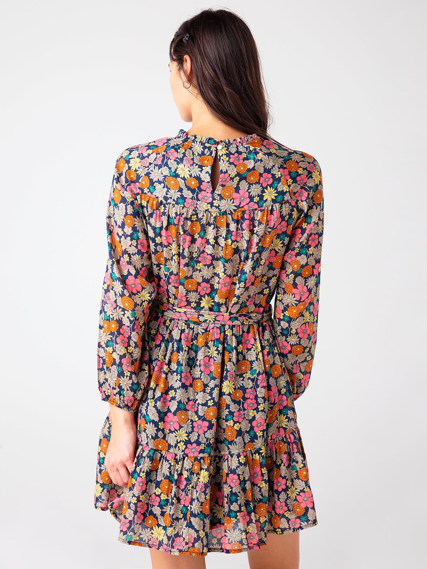 FA21-W1185-20xVINTAGEFLORAL-alt3