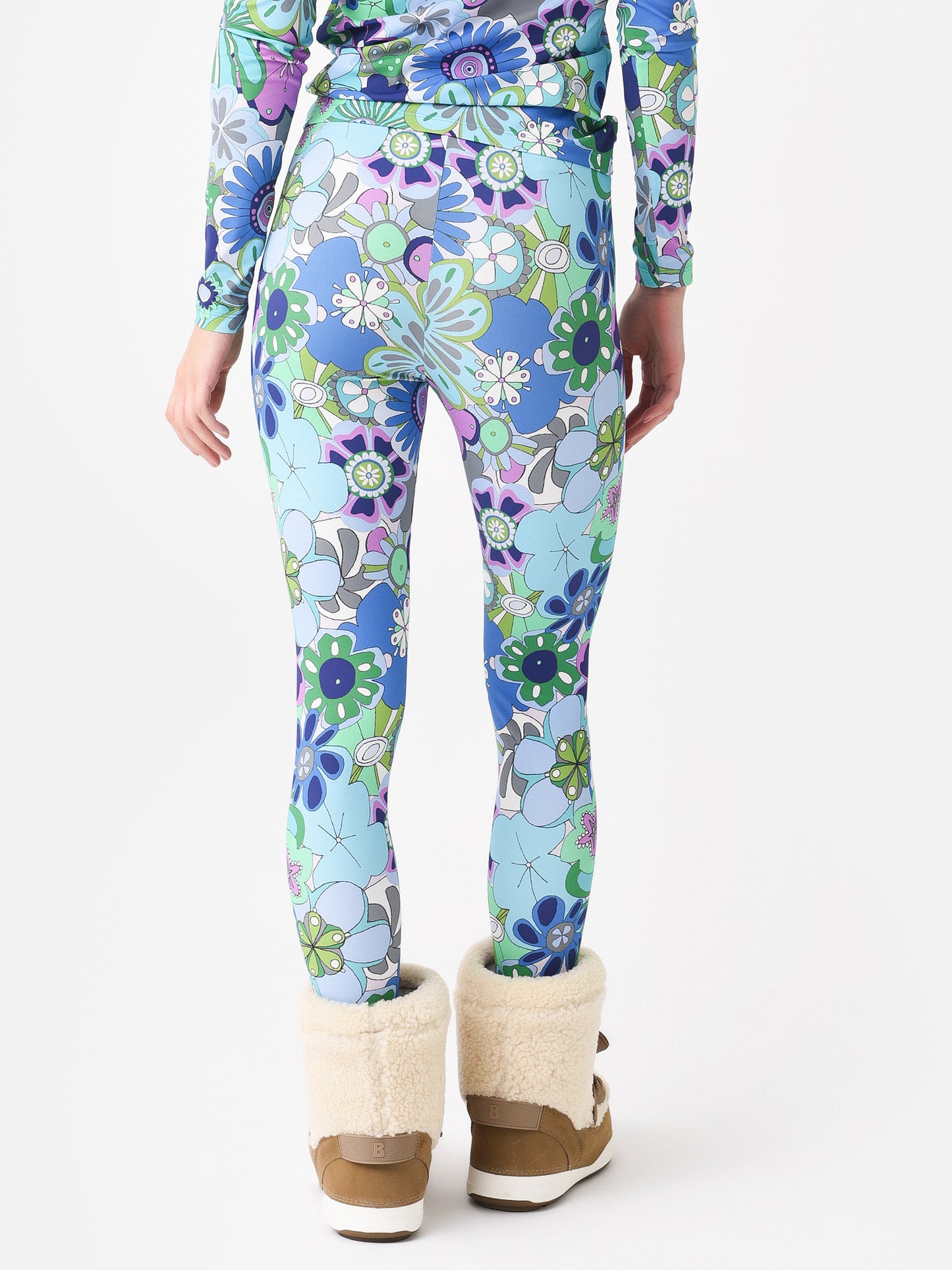 FW22-CB-P07-BxBLUE-alt3