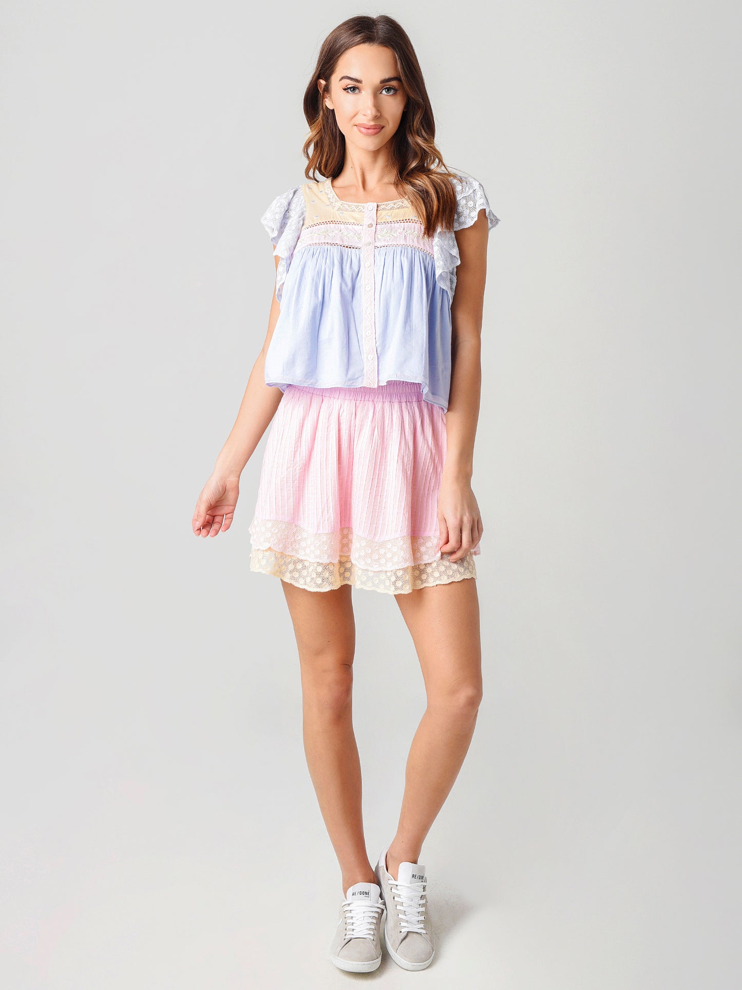 LS320-755xAMBROSIAGARDEN-alt3