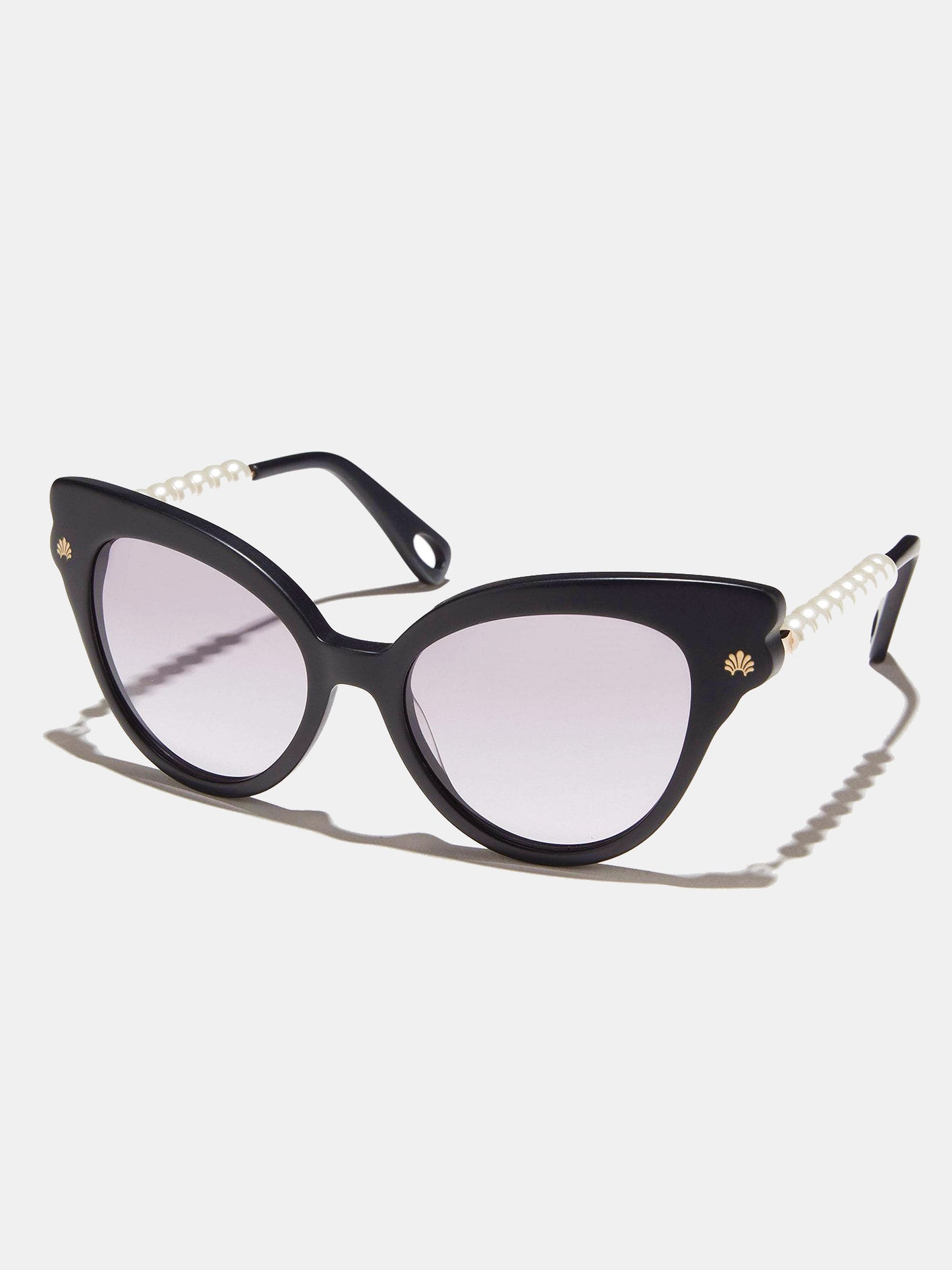 Lele Sadoughi Jet Chelsea Pearl Cat Eye Sunglasses - Saint Bernard