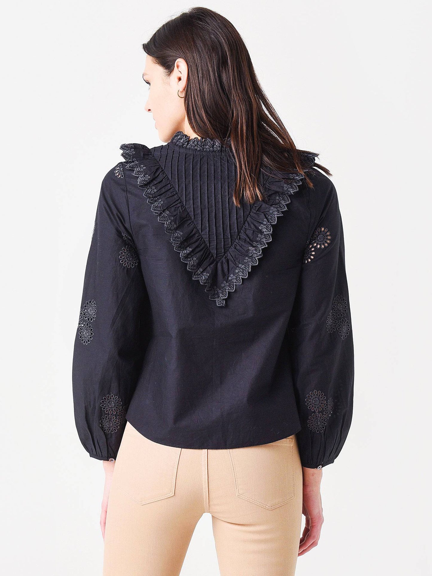 LT813-945xBLACK-alt1