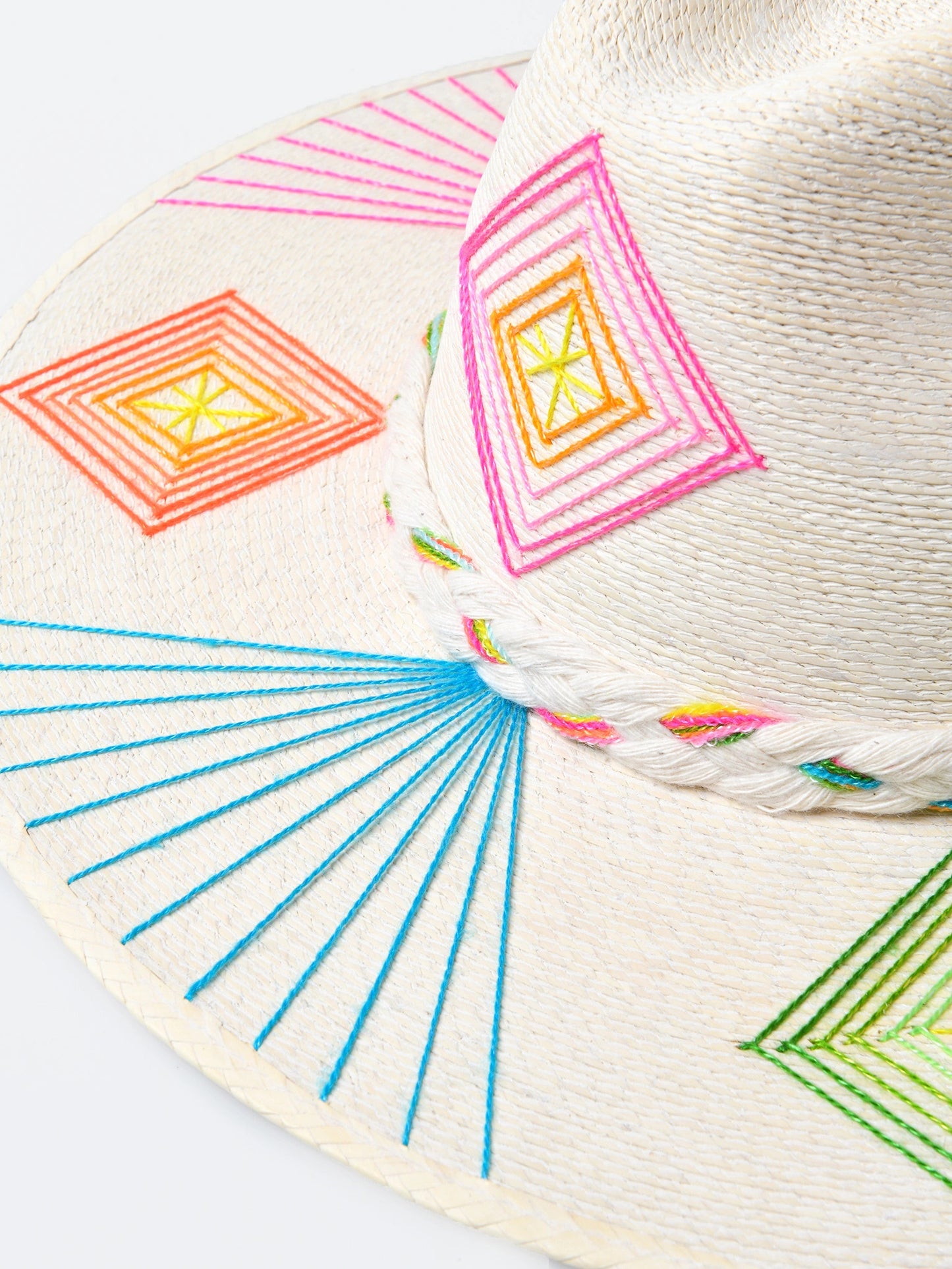 LUANNAFLORAxFLORA-alt4