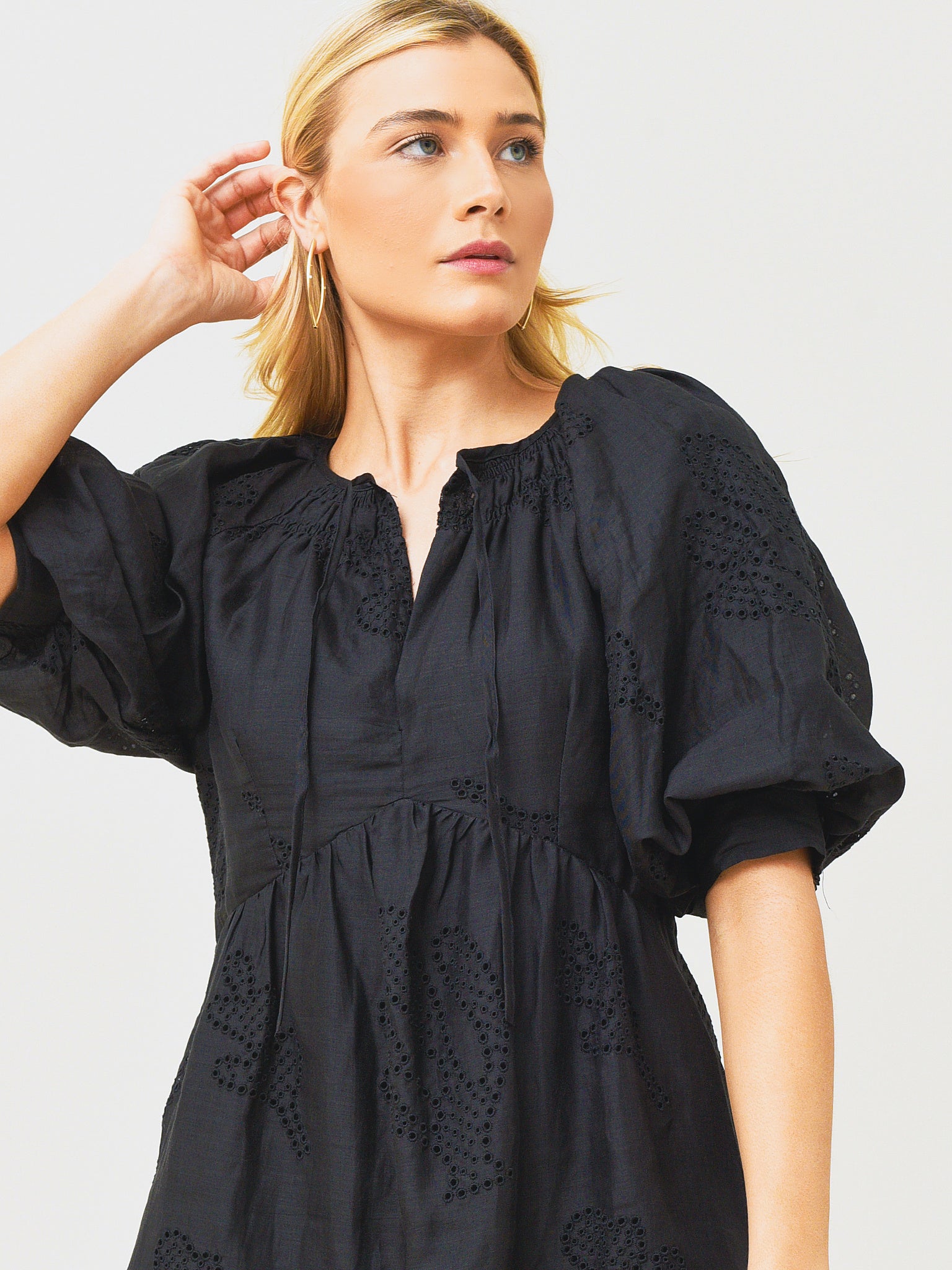 Frame Women's Eyelet Puff Sleeve Dress Saint Bernard Frame Women's Eyelet Puff Sleeve Dress Saint Bernard