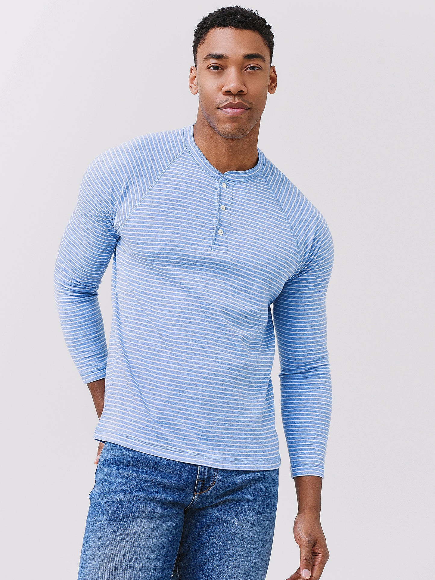Faherty Brand Men's Cloud Stripe Long Sleeve Henley - Saint Bernard