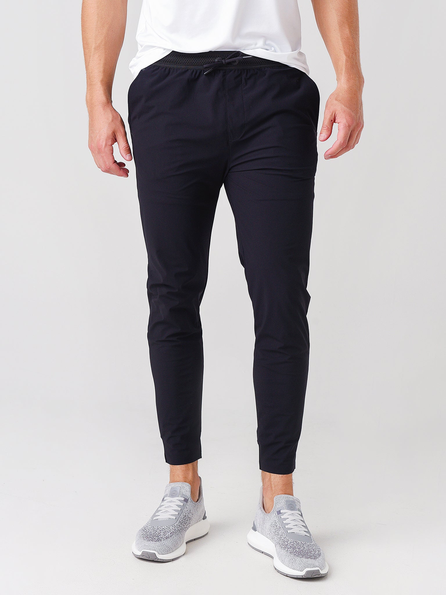 Greyson Men's Night Wolf Training Jogger Saint Bernard