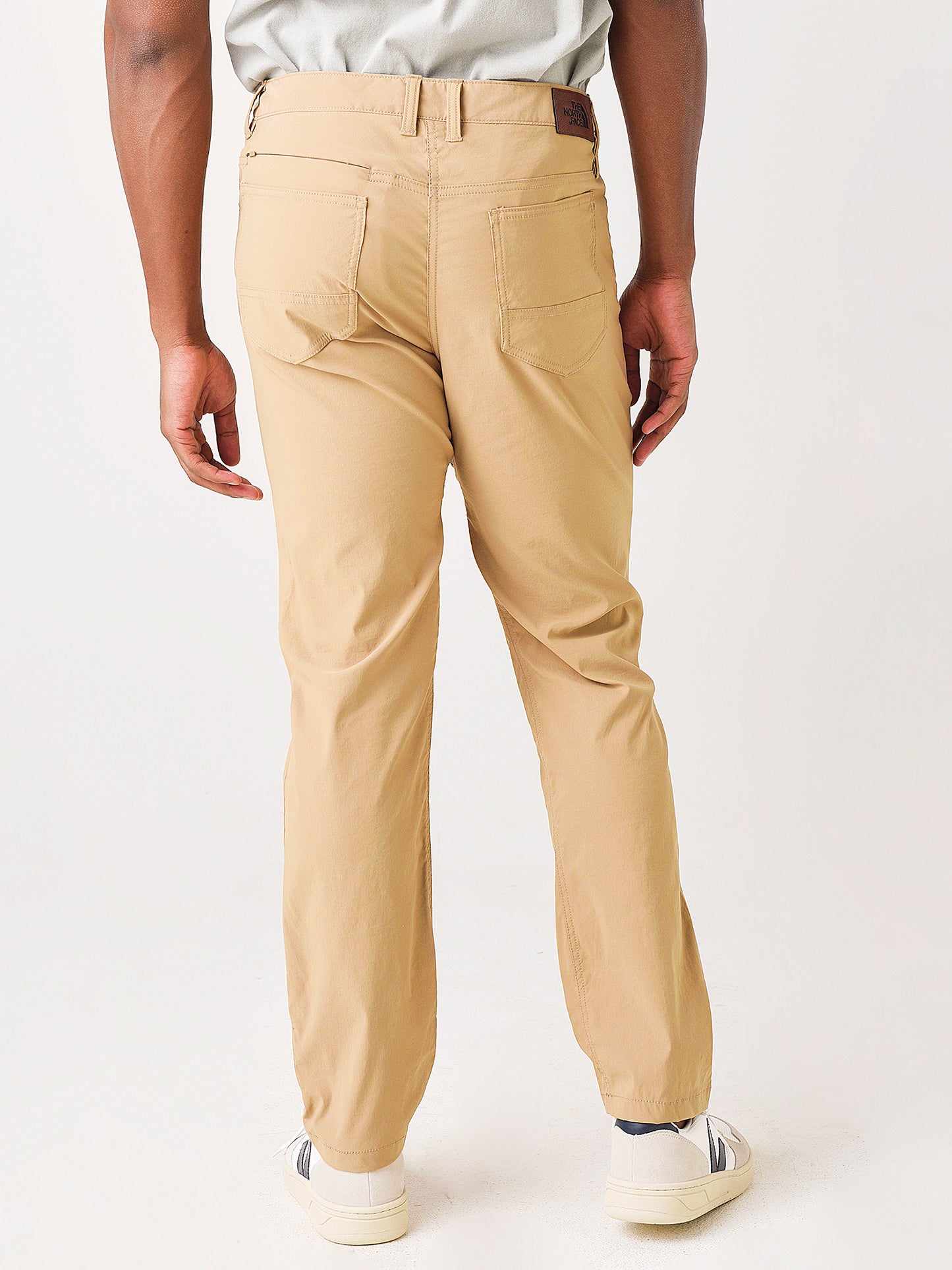 NF0A3BE3xKelpTan-alt3