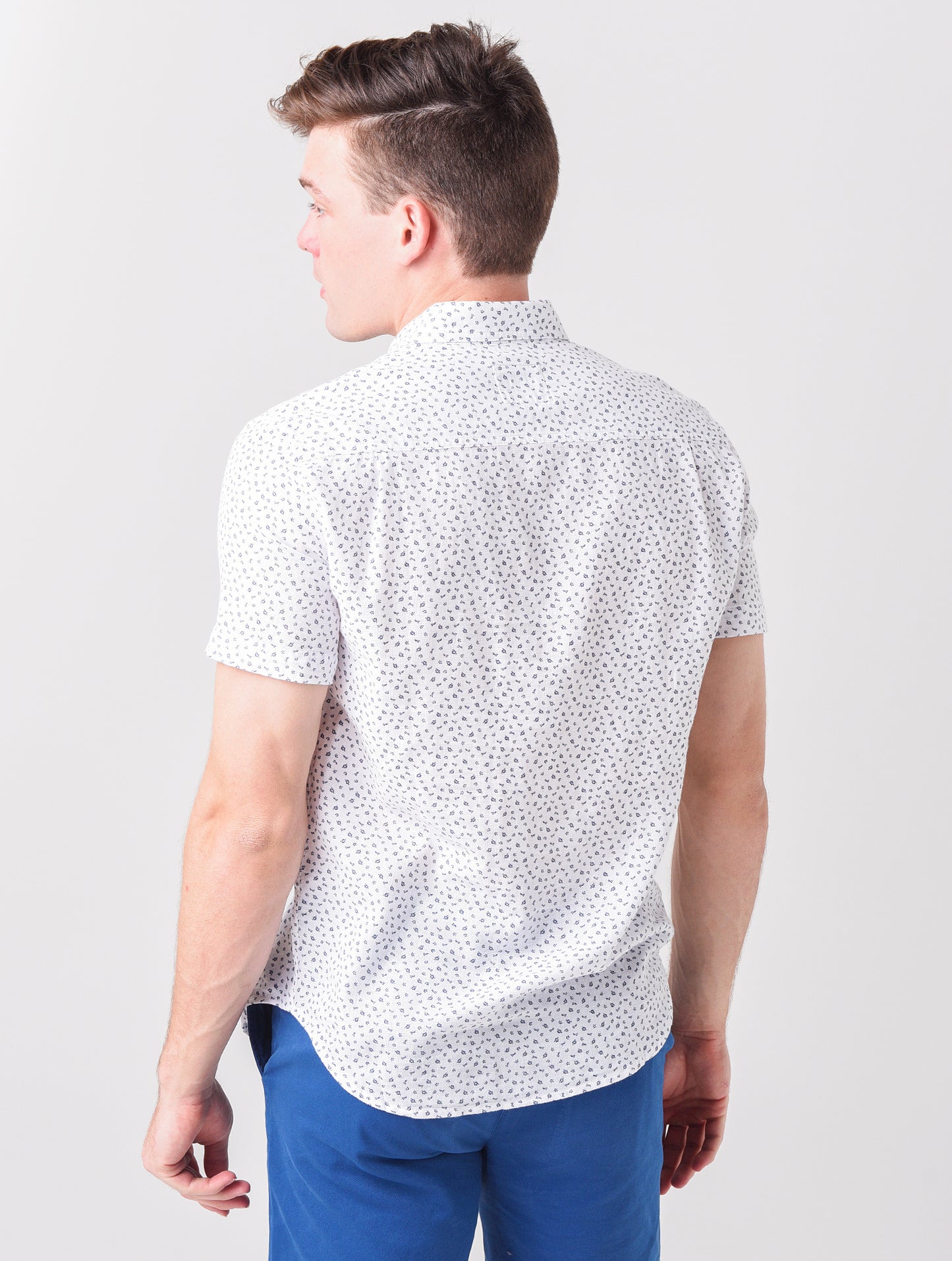 RM-128-919A-2172xNAVYWHITEHIBISCUS-alt3