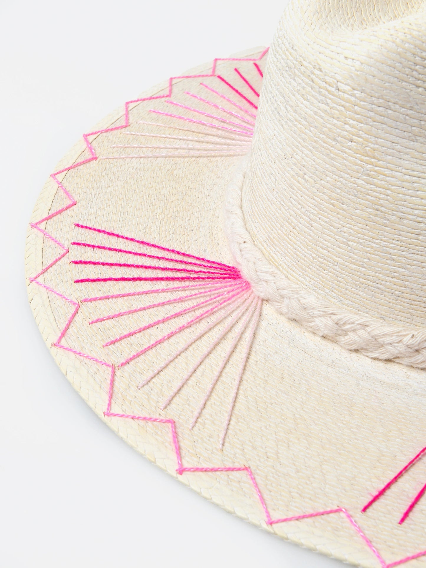 SOPHIEPINKxPINK-alt4