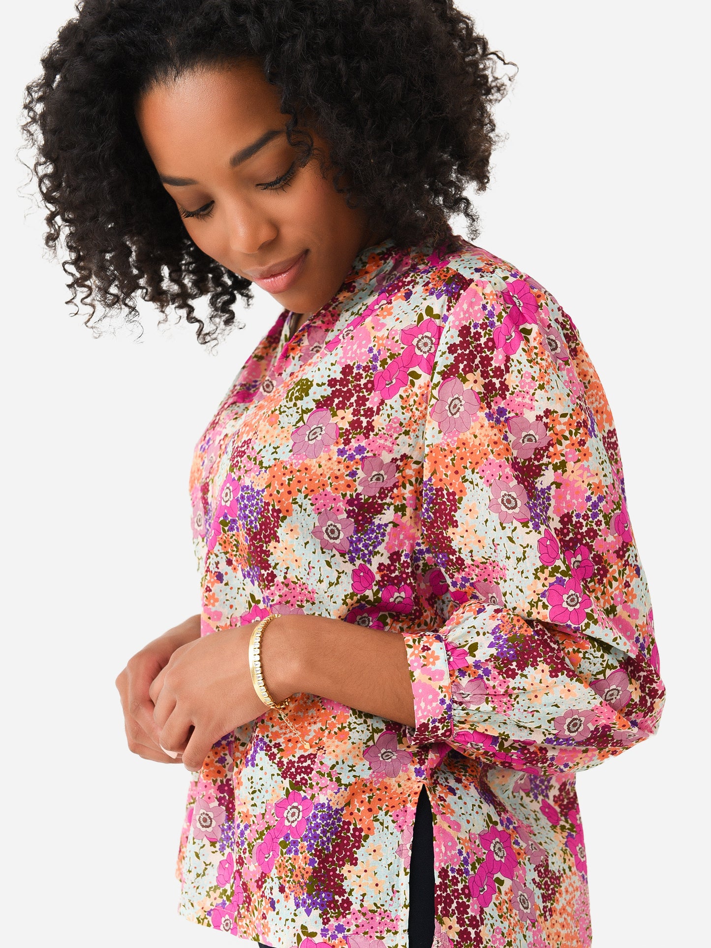 SP23-W1106-01xYOUNGMEADOW-alt5