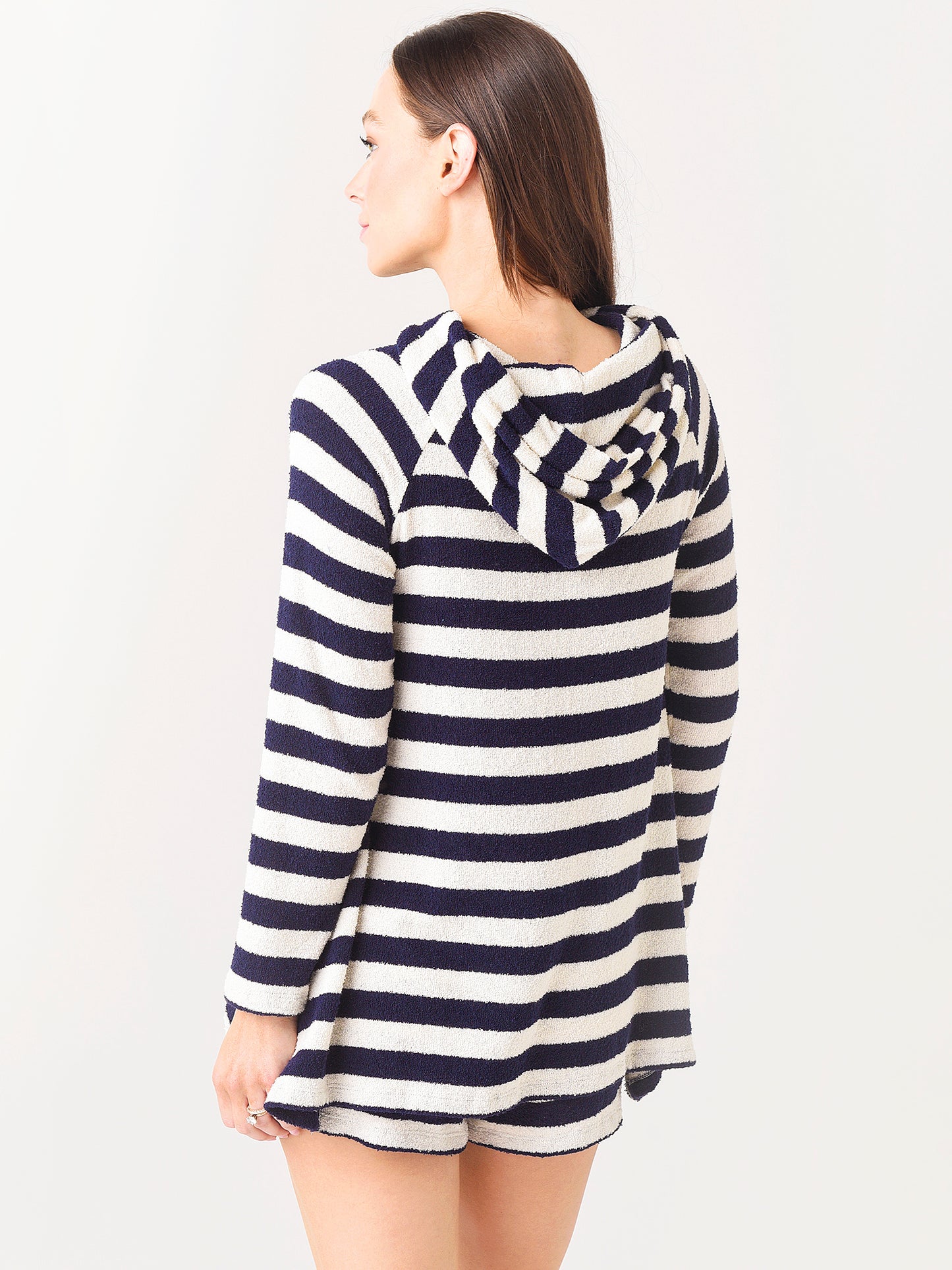 SS21-533xNAVYWHITESTRIPE-alt3