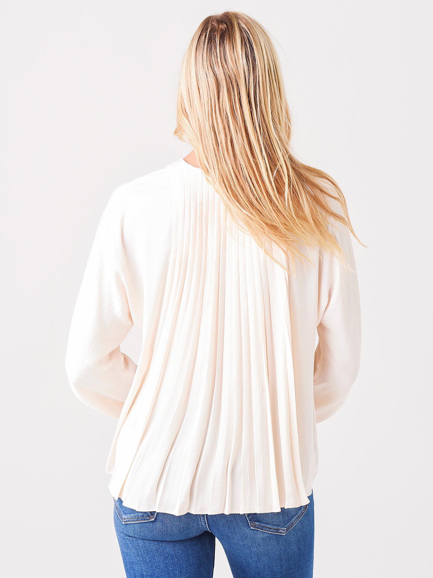 V778312561xCHIFFON-alt3