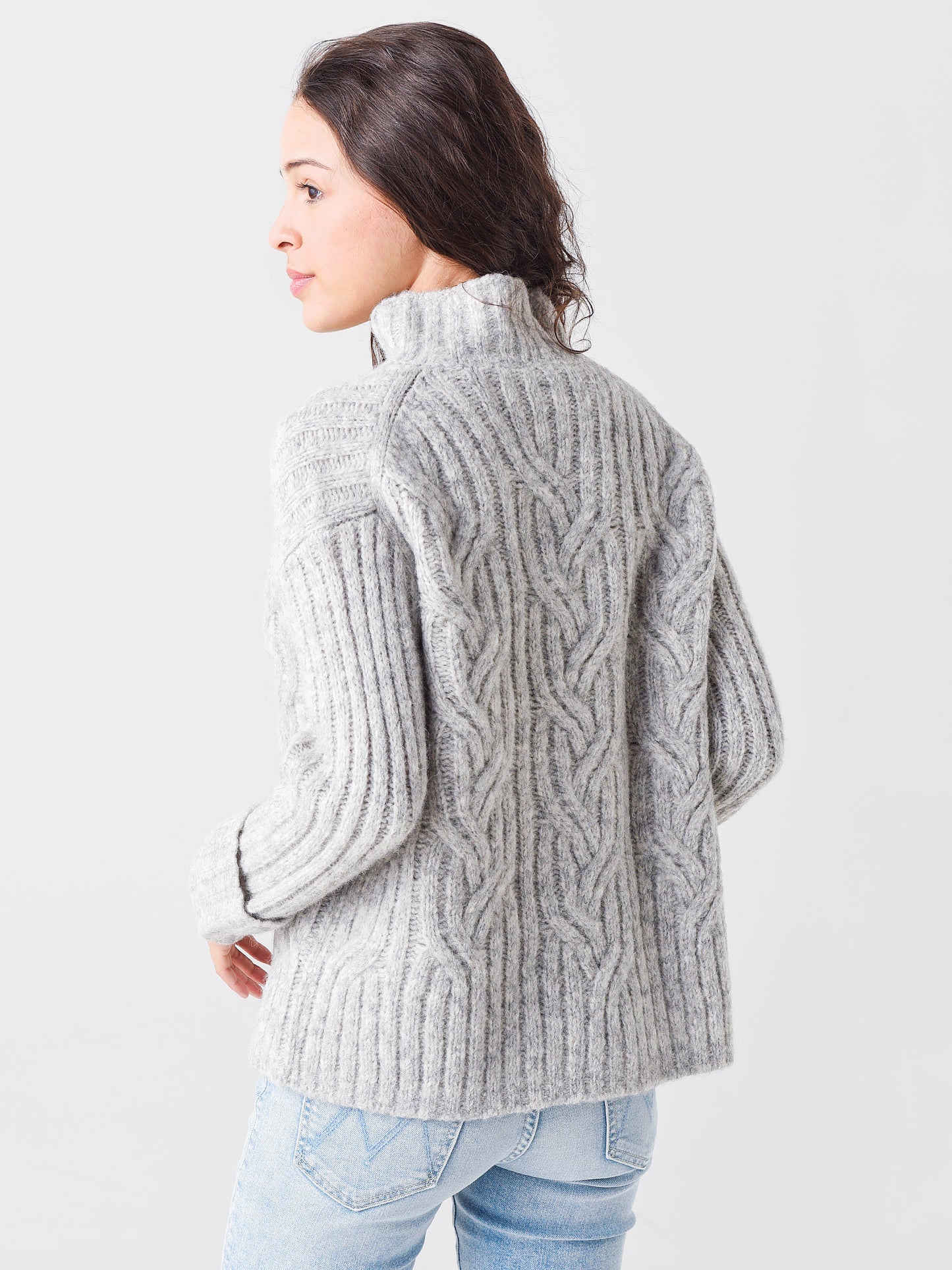 V784278854xLTGREY-alt3