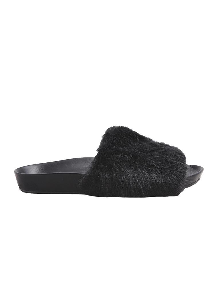 Raye the Label Sirus Faux Fur Slide - Saint Bernard