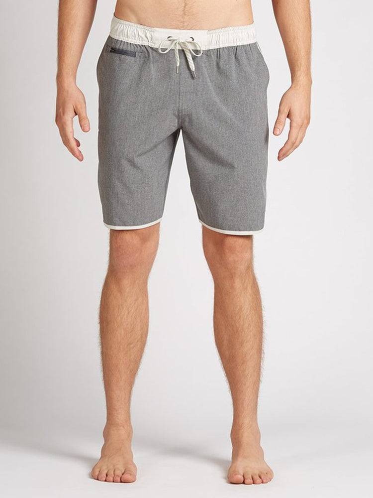 Vuori Banks Short - Saint Bernard