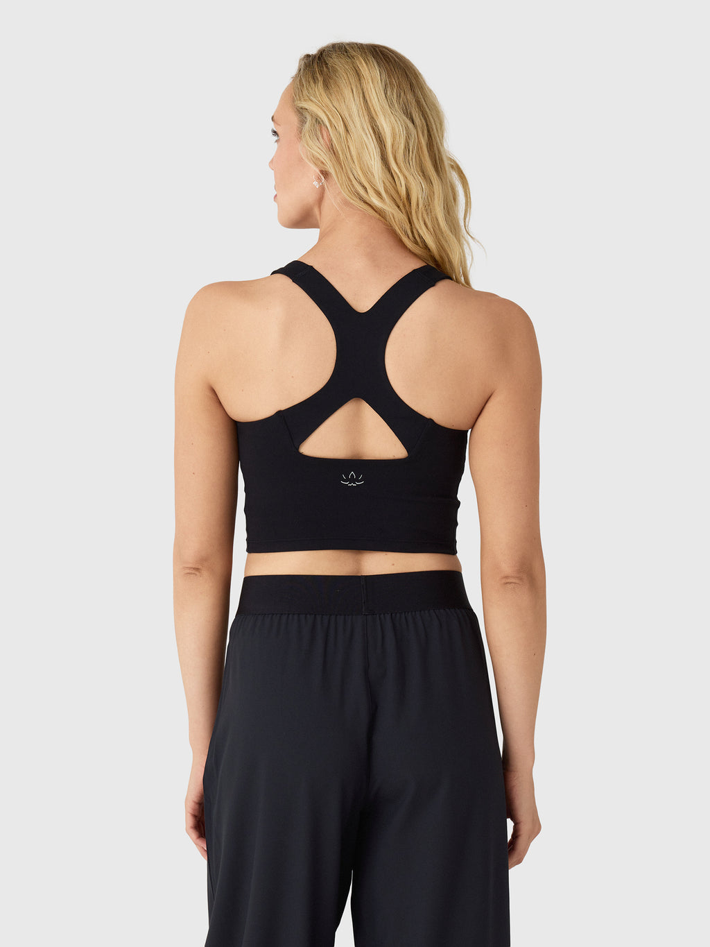 Beyond Yoga Women's Glowzone Medium Impact Cropped Tank - Saint Bernard