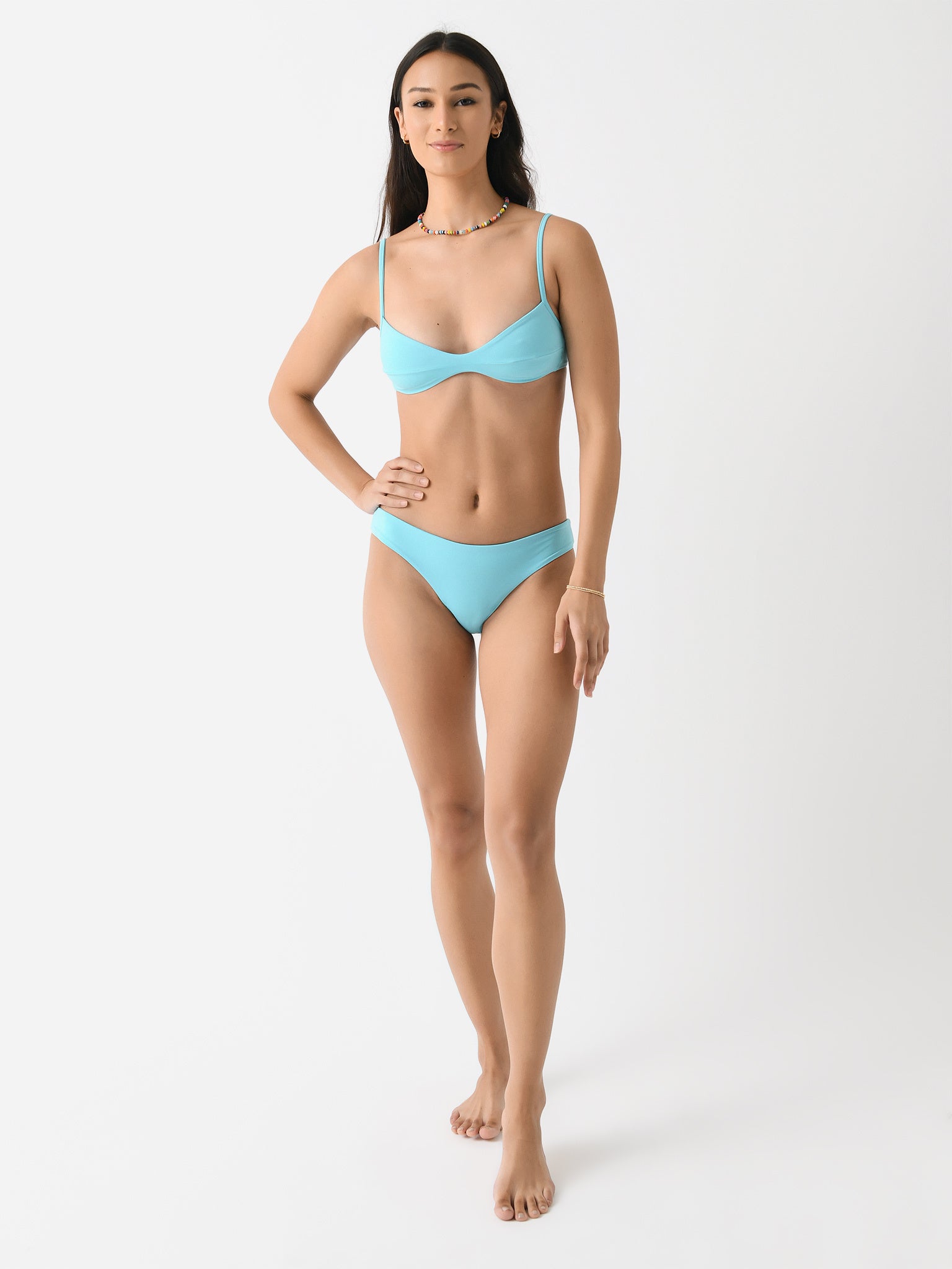 01040623xNADIRBLUE-alt1