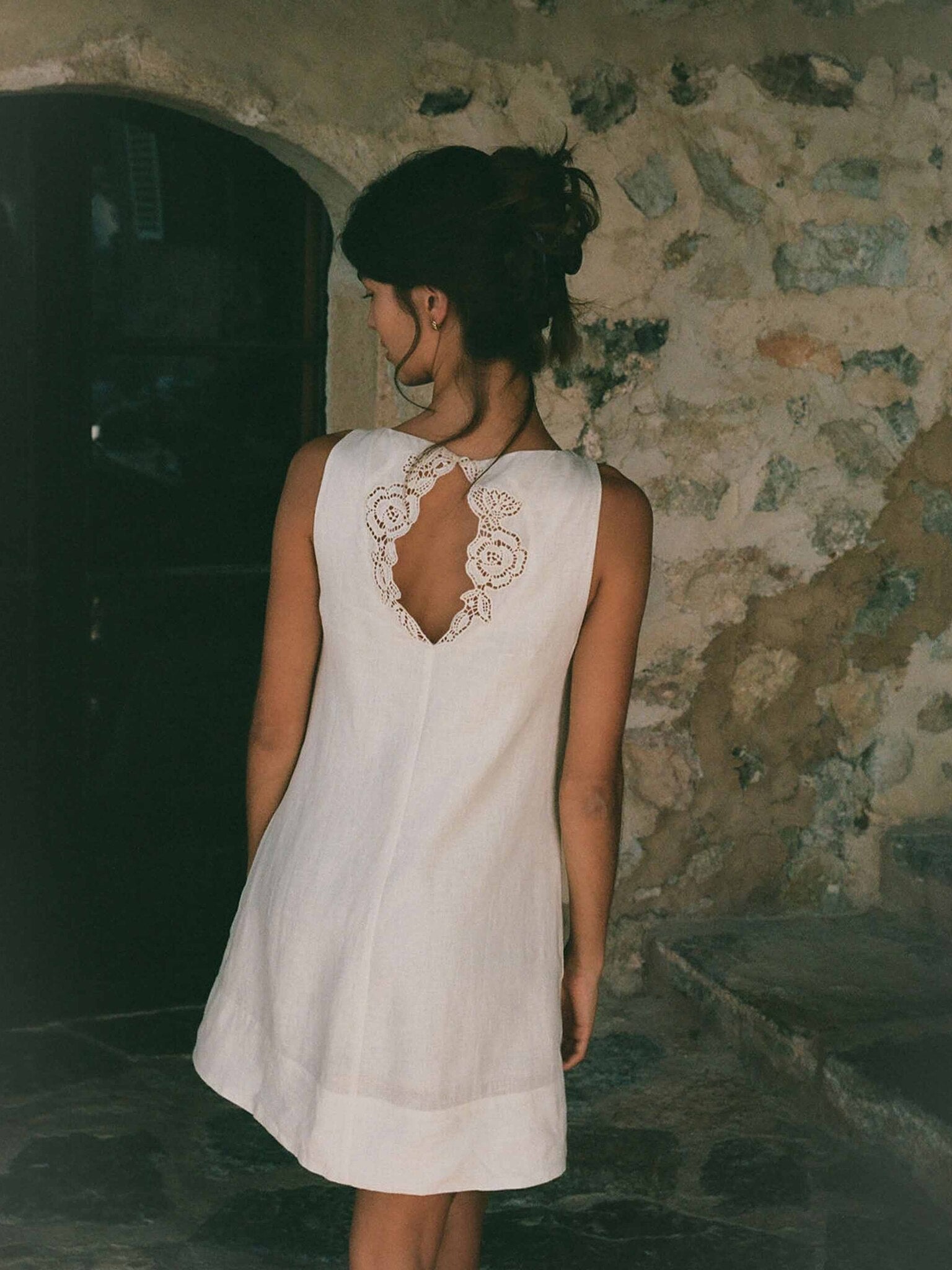 Peony Women's Embroidered Keyhole Mini Dress - Saint Bernard