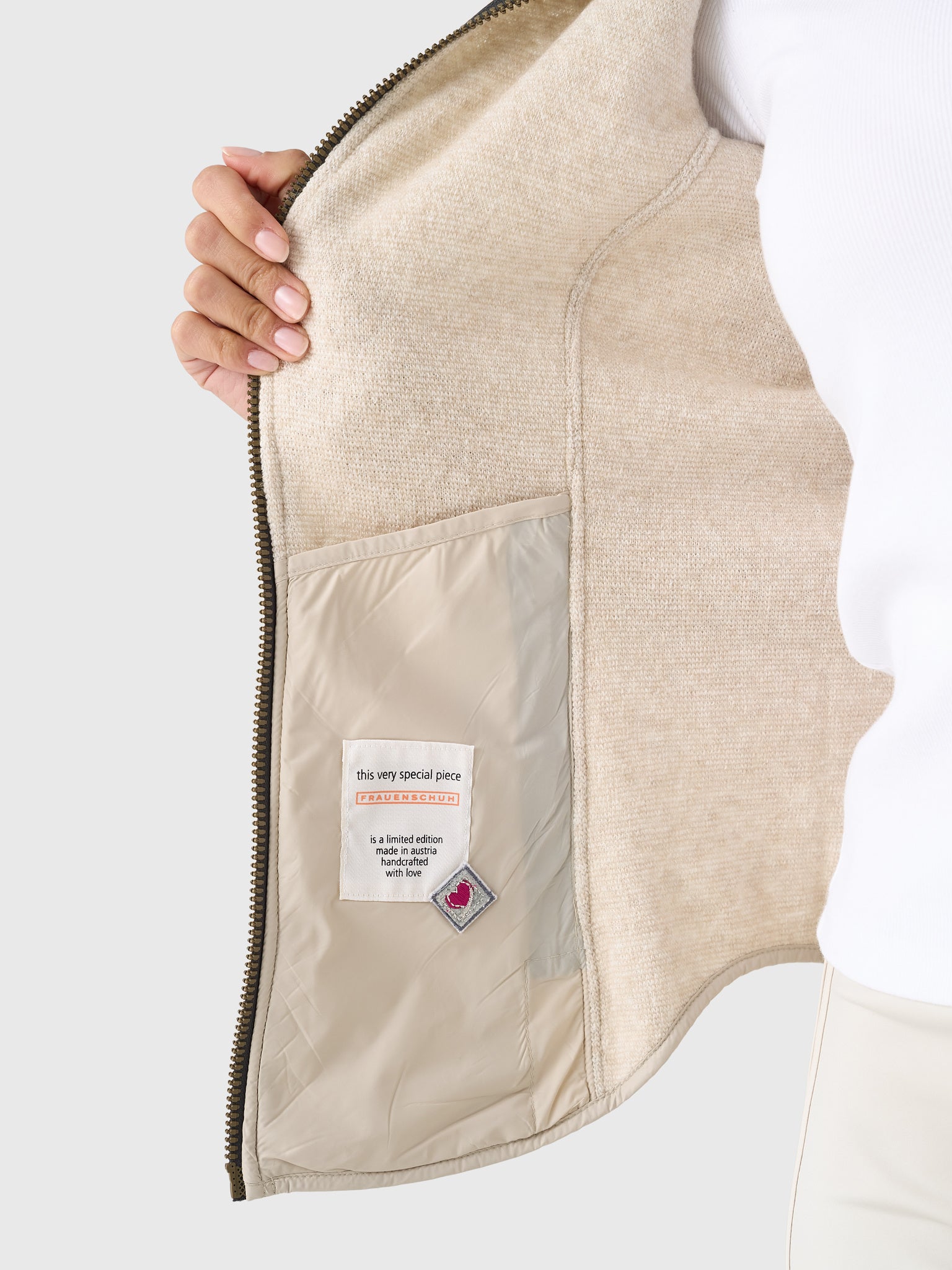 079580x940CARAMEL-alt3