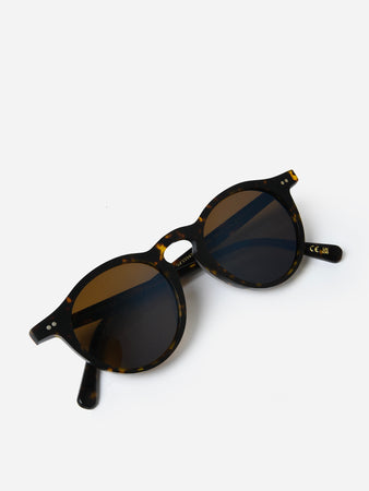 OLIVER PEOPLES　サングラス　25081303 OV1186S Sunglasses Carbon Grey | Oliver Peoples USA