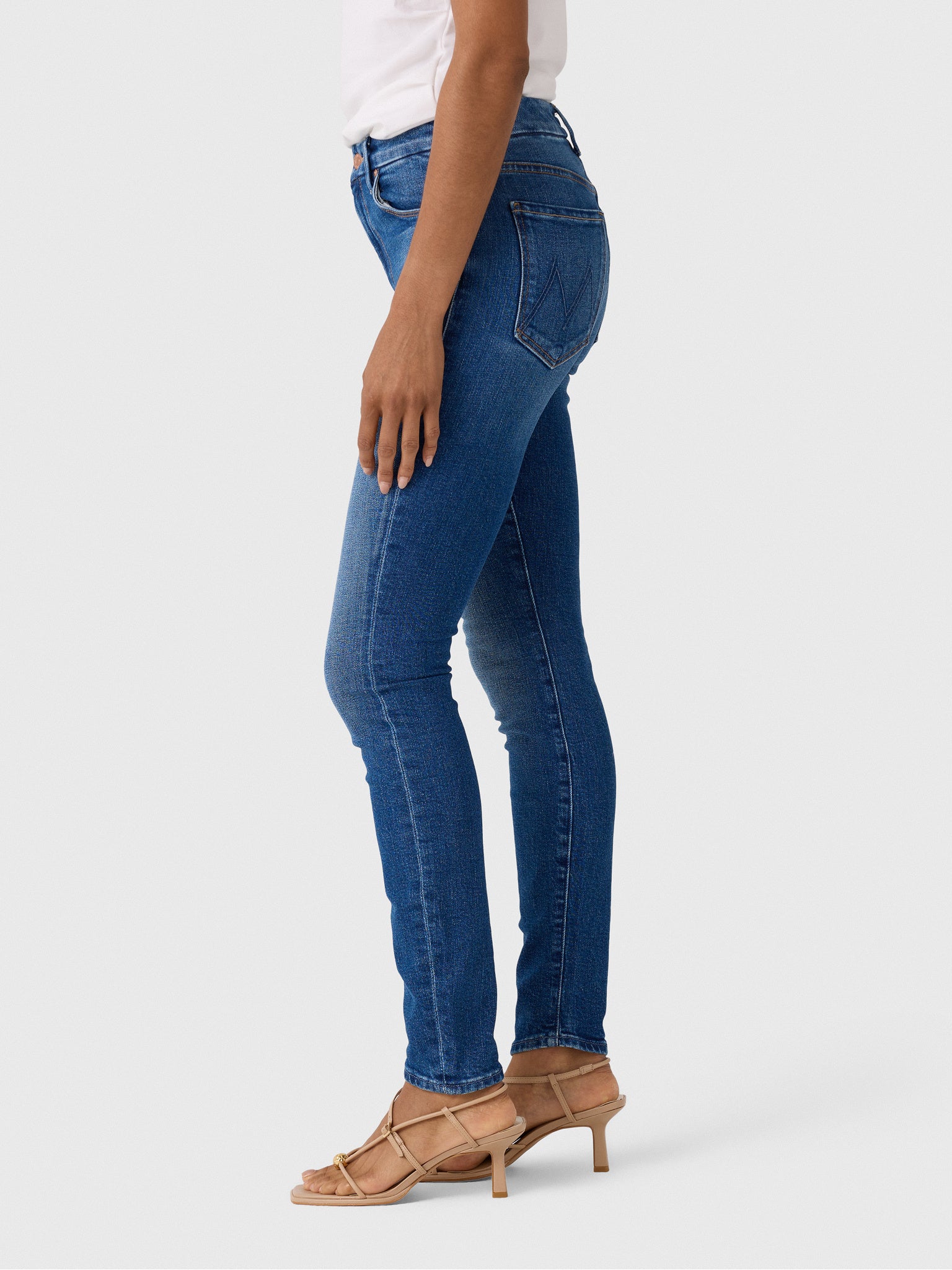 Mother Women's The Looker Jean - Saint Bernard