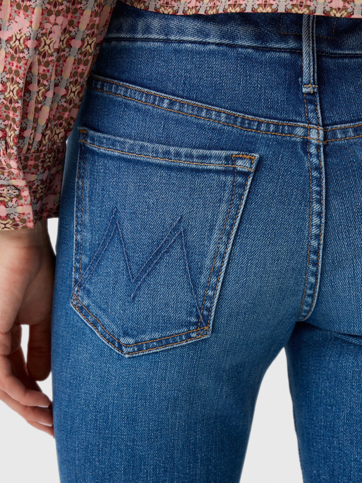 Mother Women's The Looker Jean - Saint Bernard