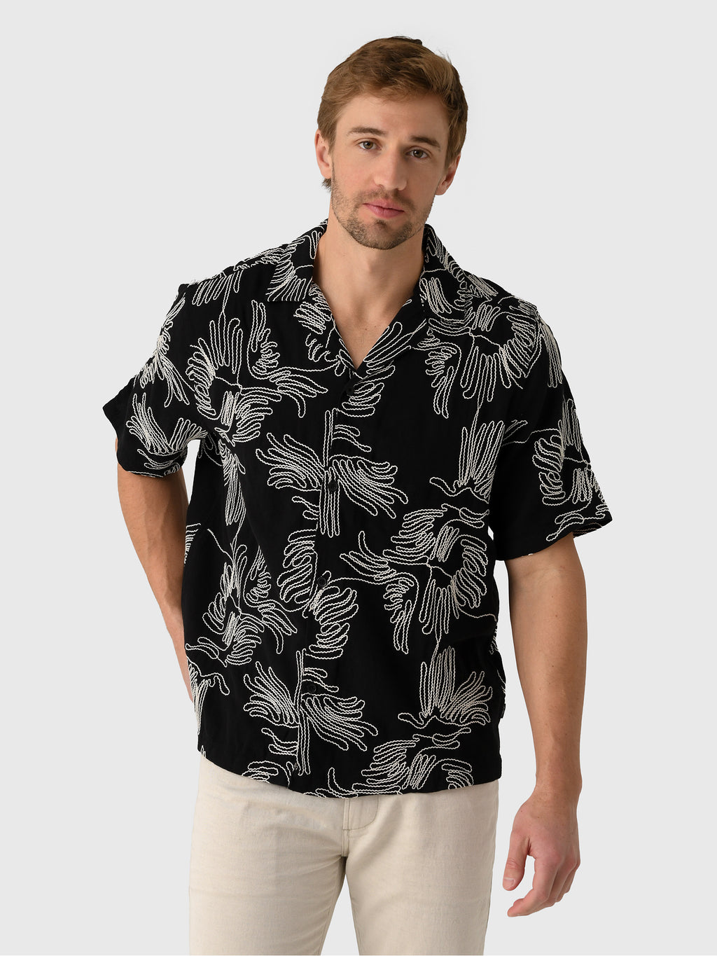 Les Deux Men's Liam Flower Short-Sleeve Shirt - Saint Bernard