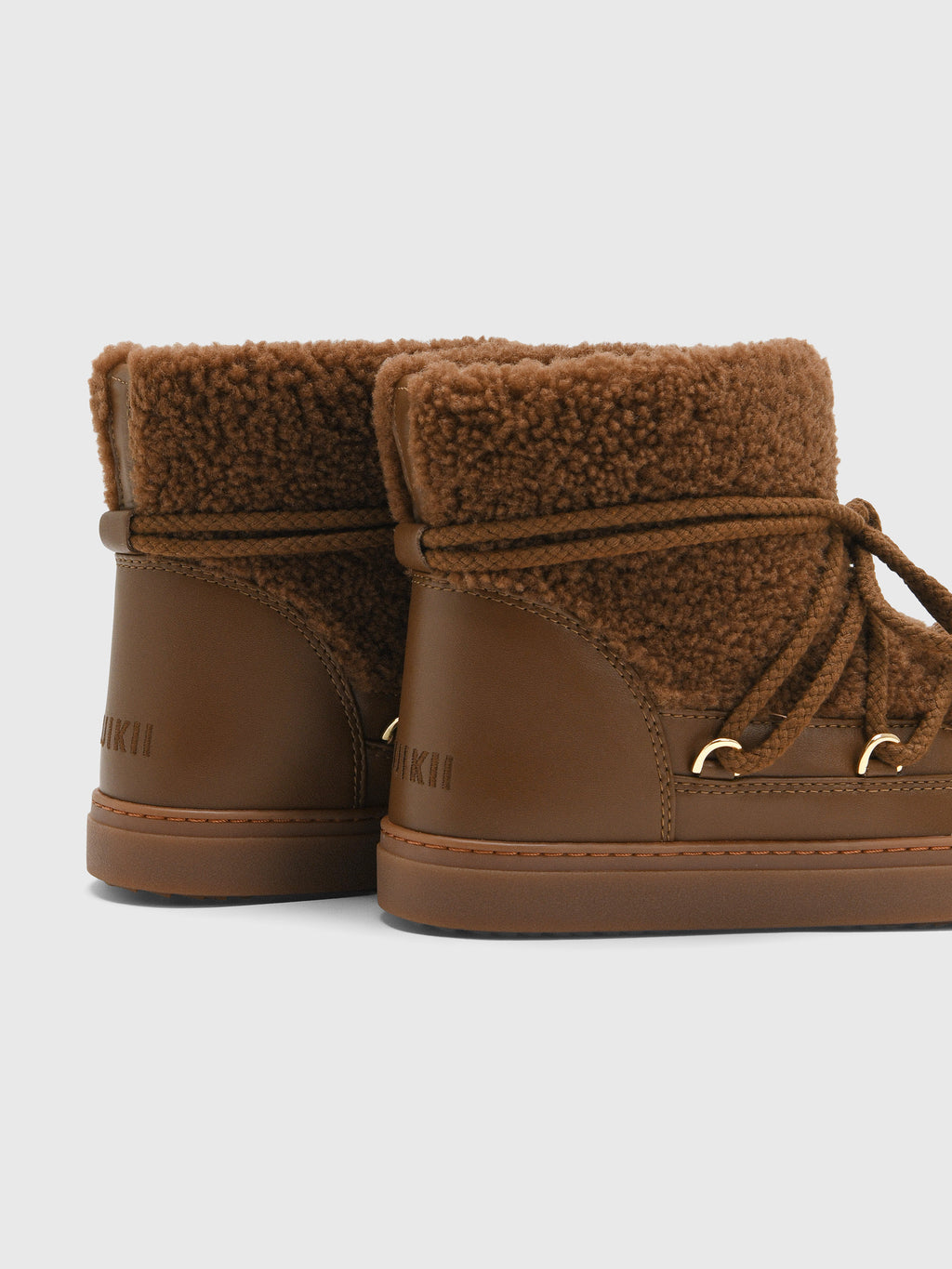 Inuikii Women's Curly Boot - Saint Bernard