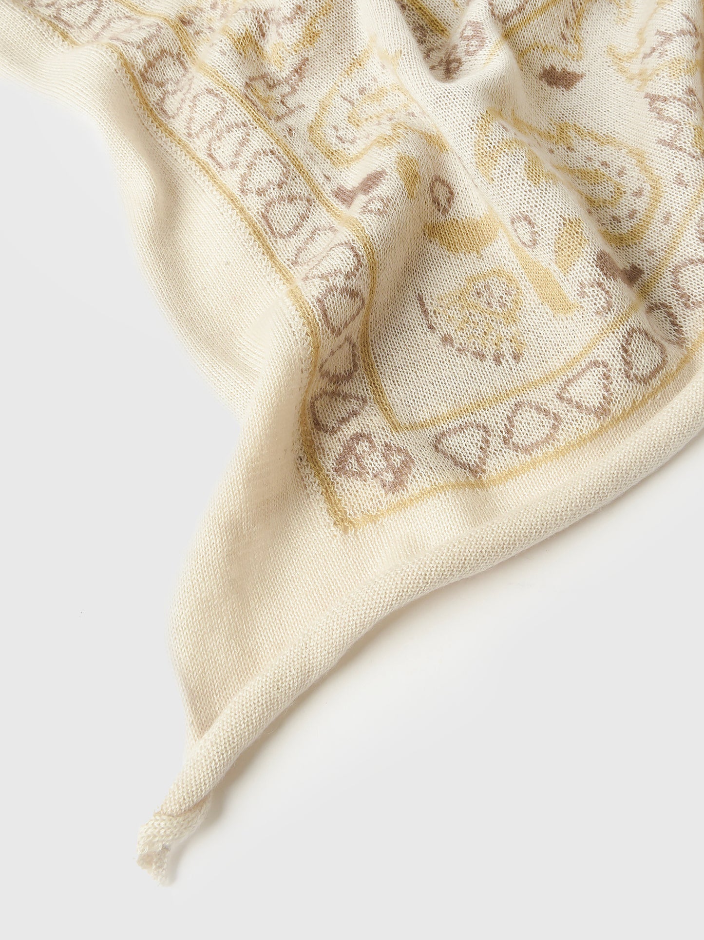 1001_xPAPERWHITE-alt1