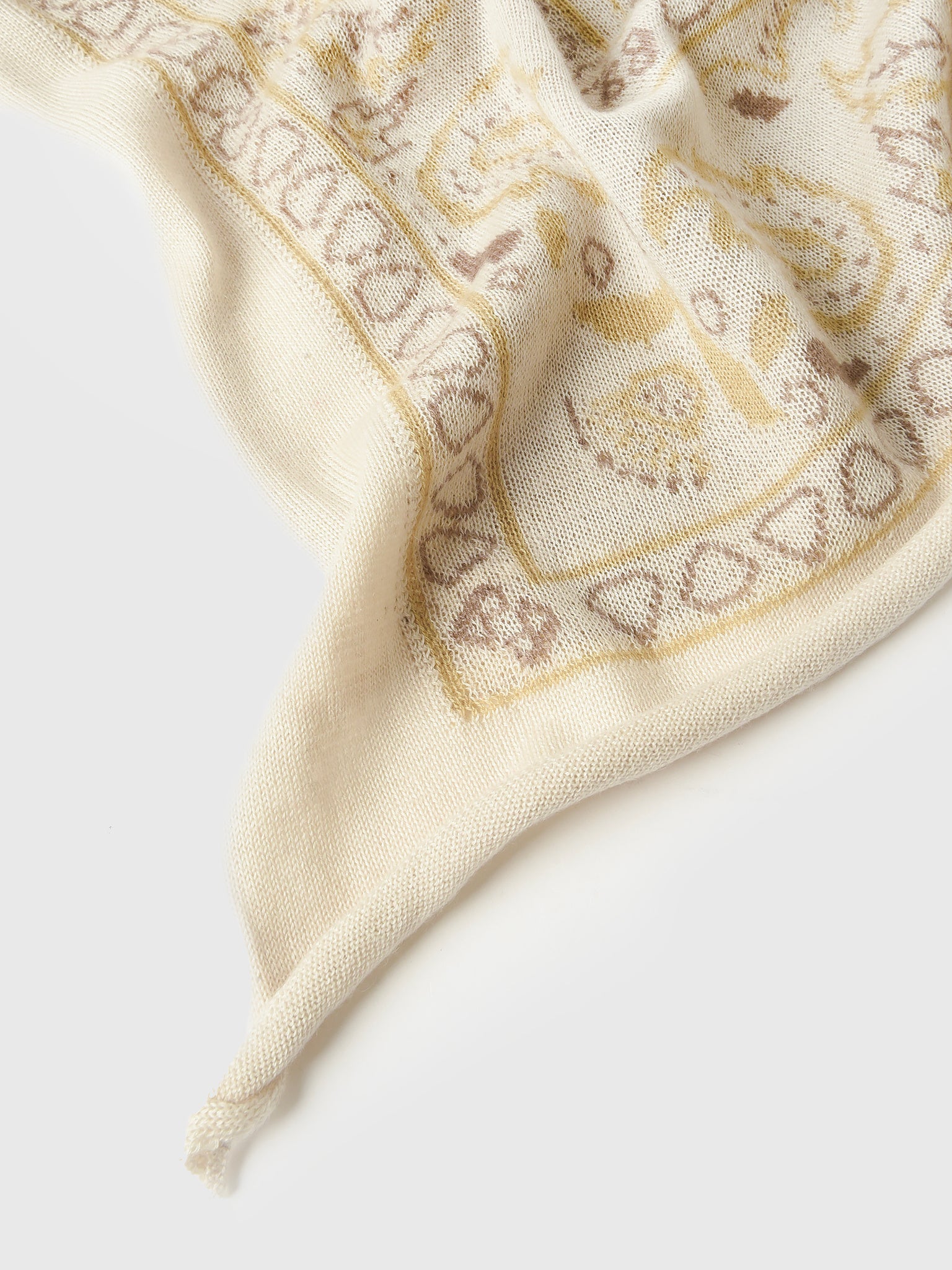 1001_xPAPERWHITE-alt1