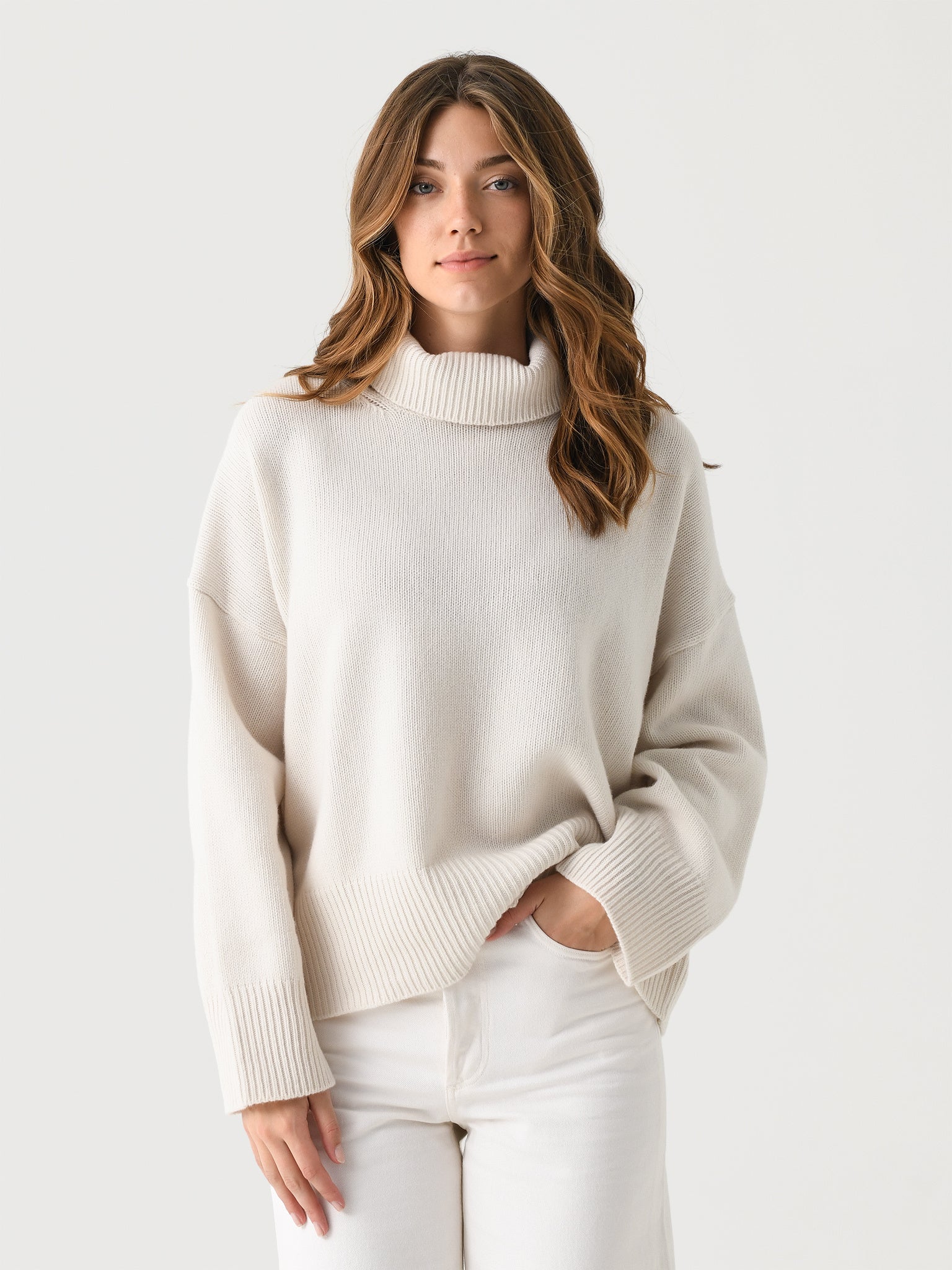 Skall Studio Women's Silene Turtleneck - Saint Bernard