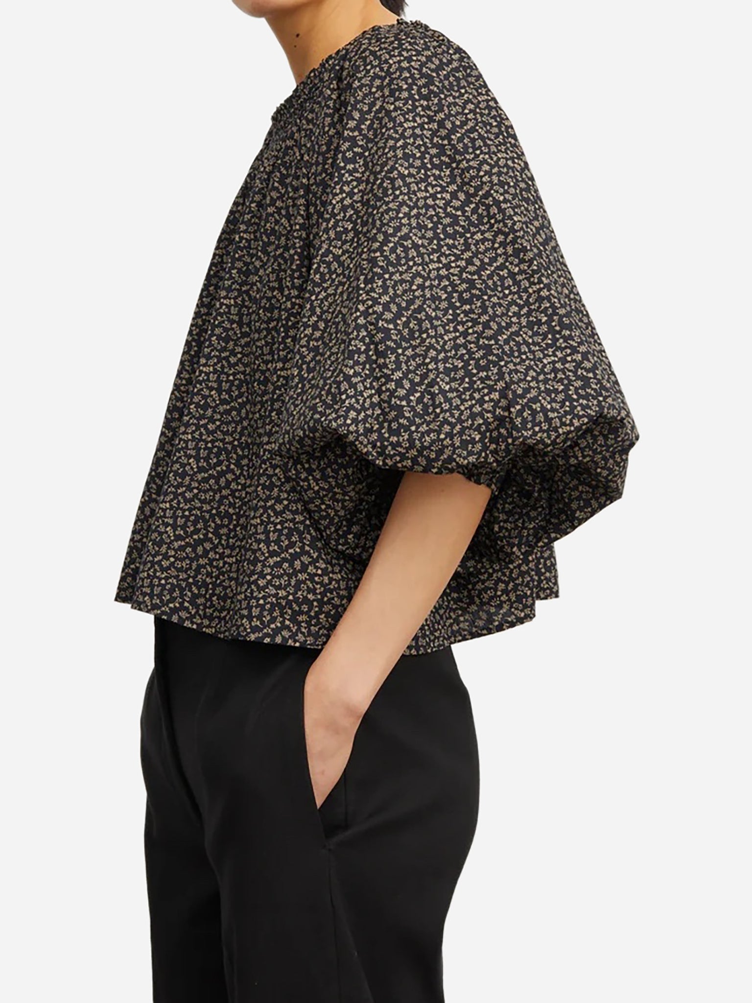 10202-24374xELINEPRINTBLACKBEIGE-alt1