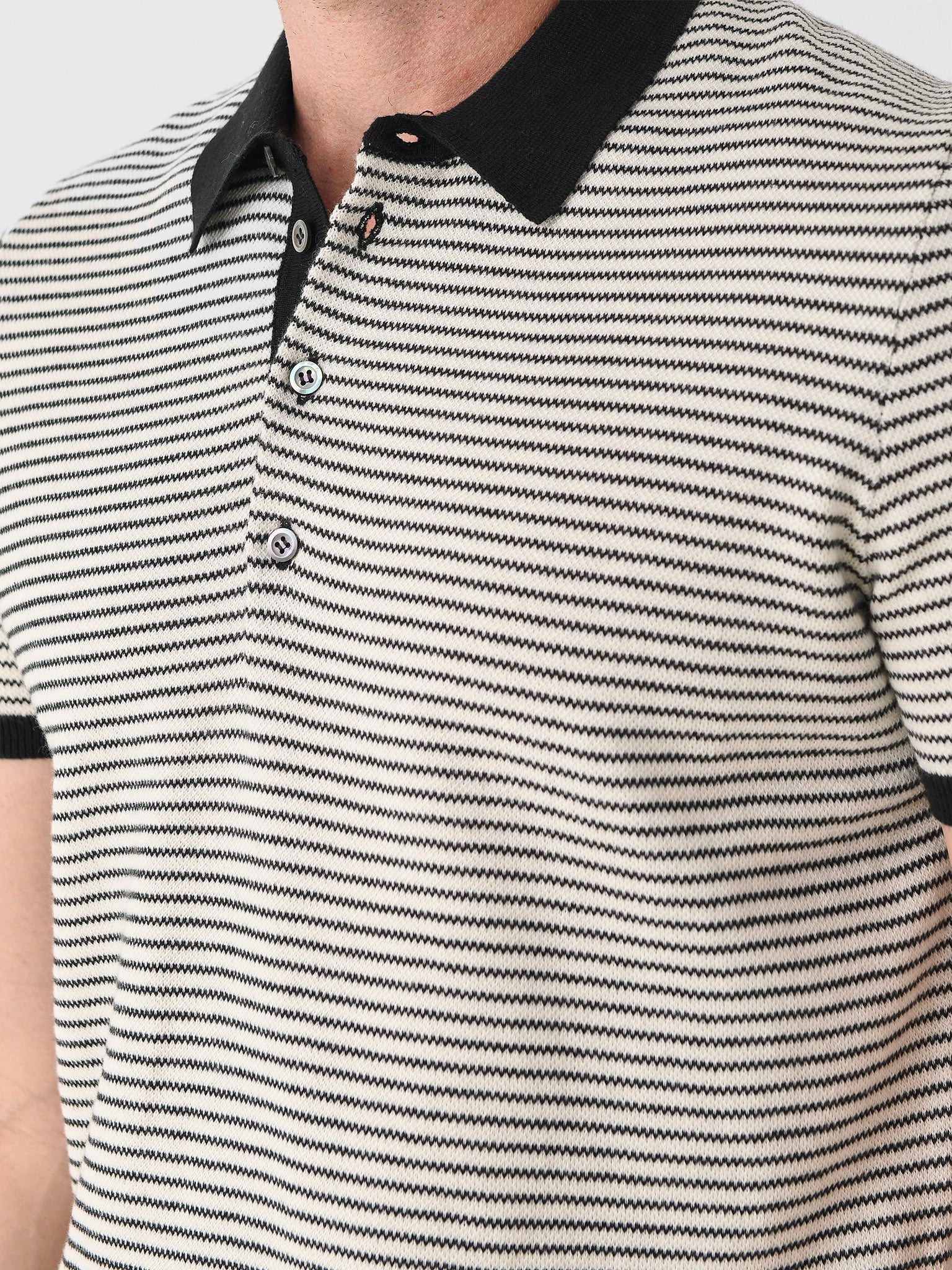 103-273xTINTEDWHITEBLACK-alt4