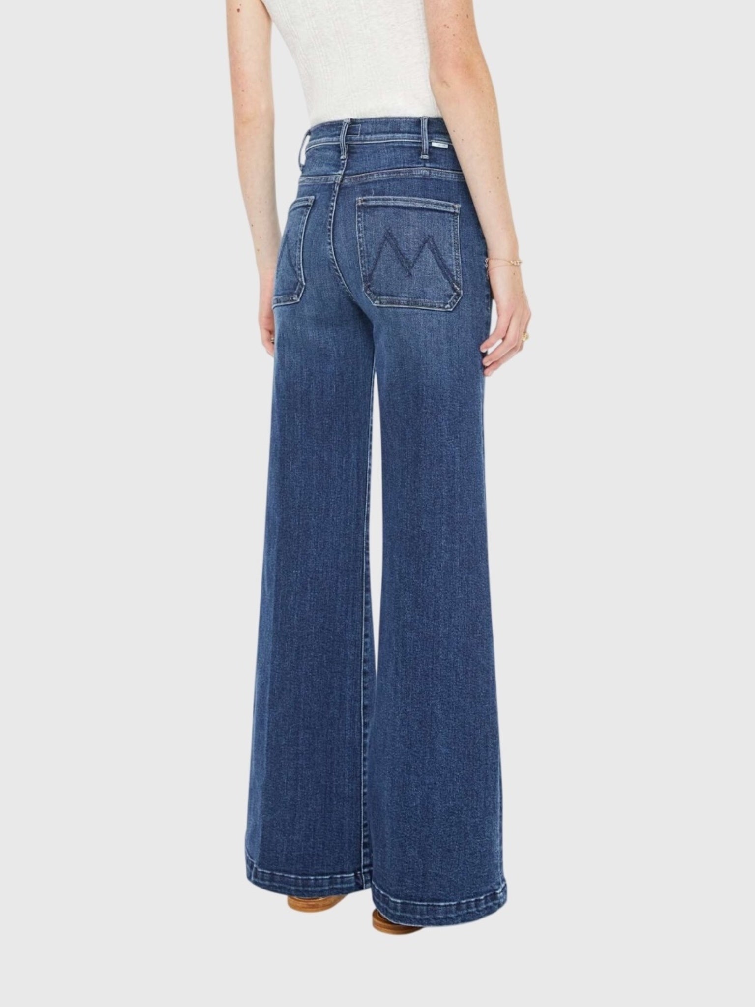 10455-2008xONELASTSHOT-alt1