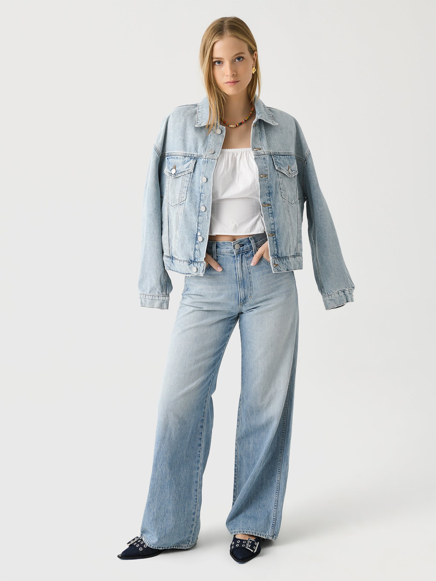 10511198WHTxWHITE-alt1