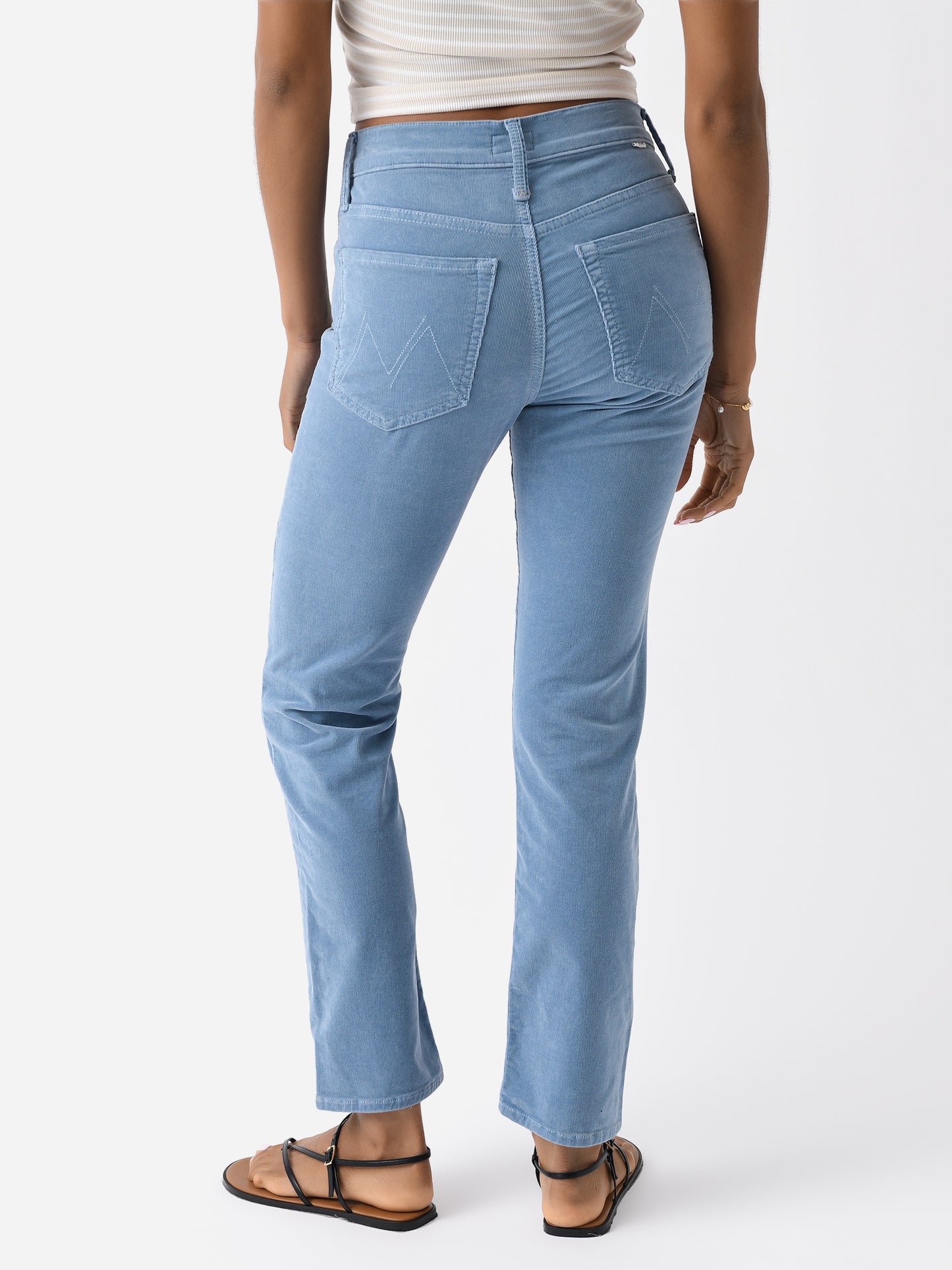 10714-618xBLUESHADOW-alt3