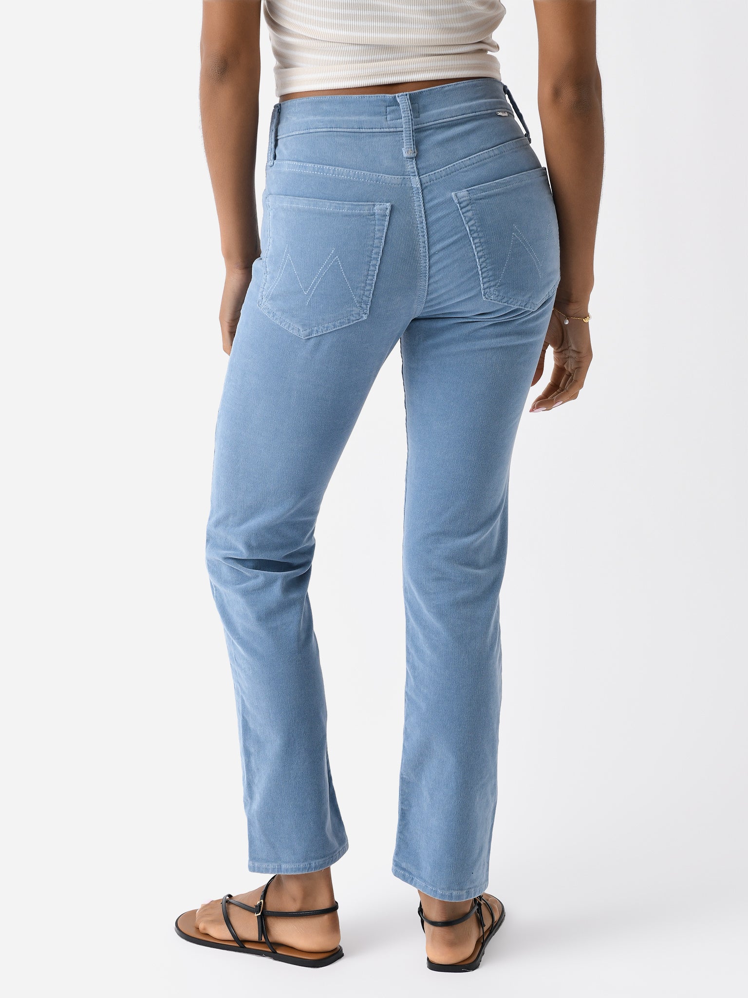 10714-618xBLUESHADOW-alt3