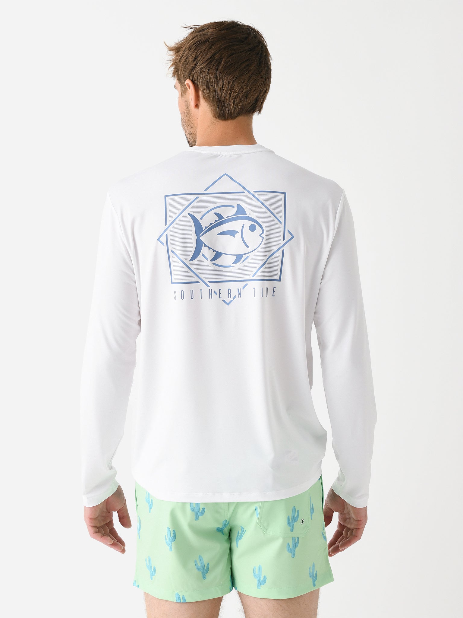 10820_xCLASSICWHITE-alt3