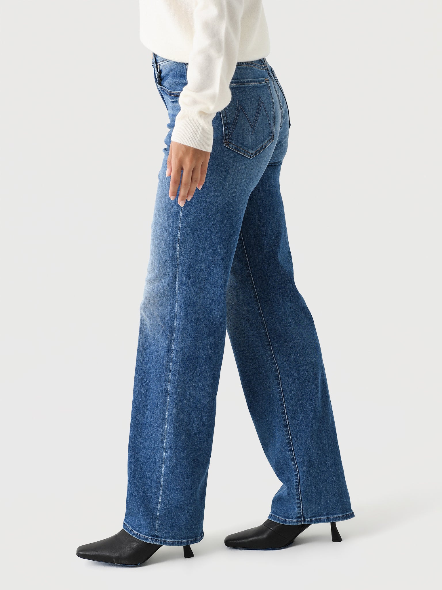 10847-104xLHASALOVE-alt3