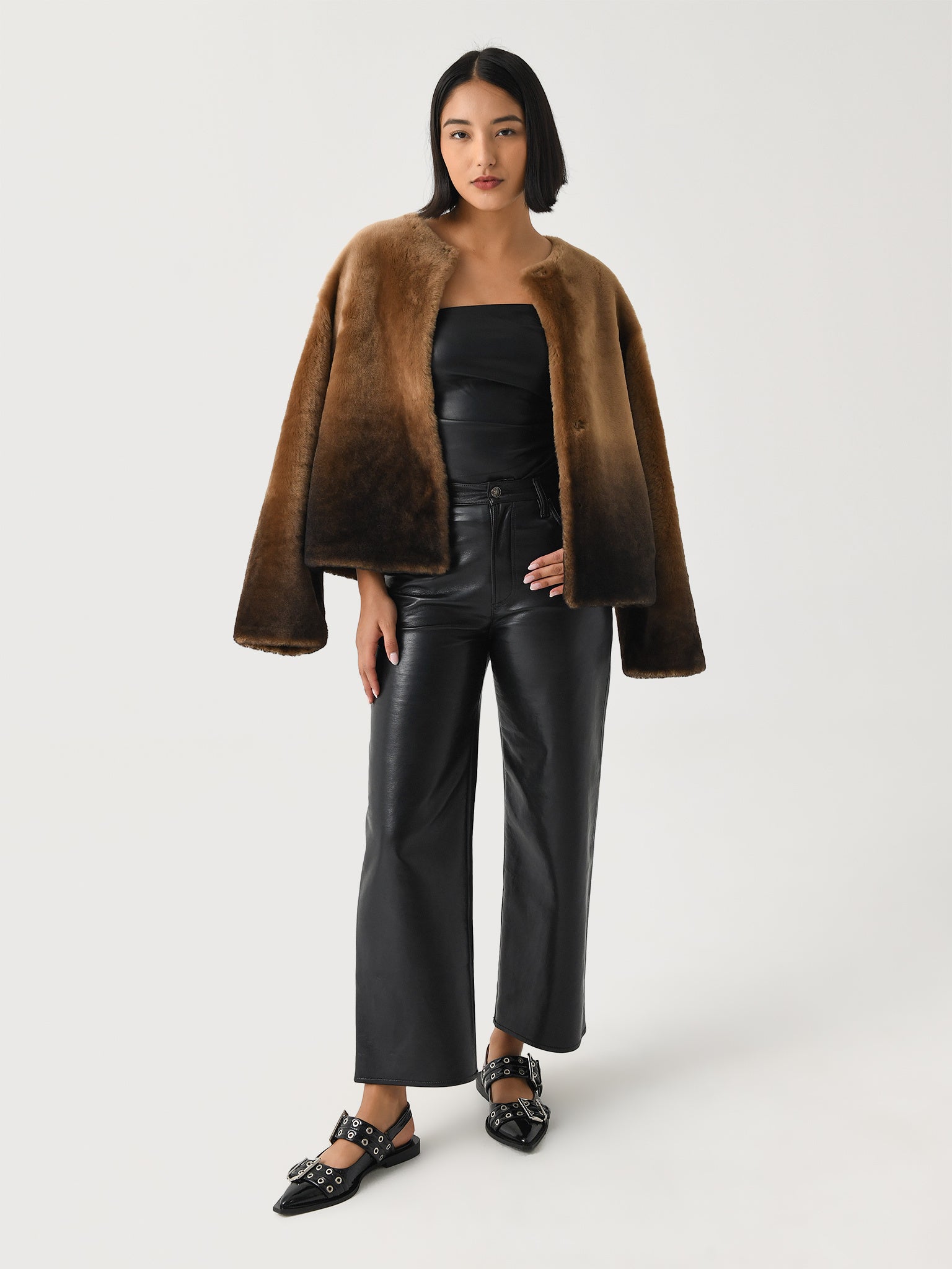 113044100xBLACK-alt1