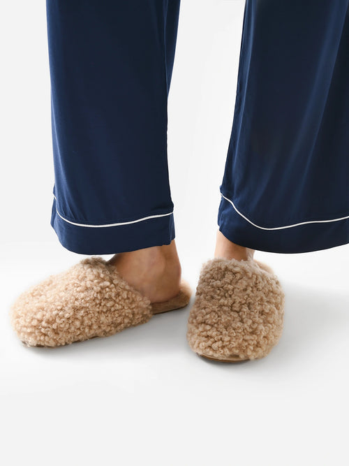 UGG Women's Maxi Curly Slide Slipper