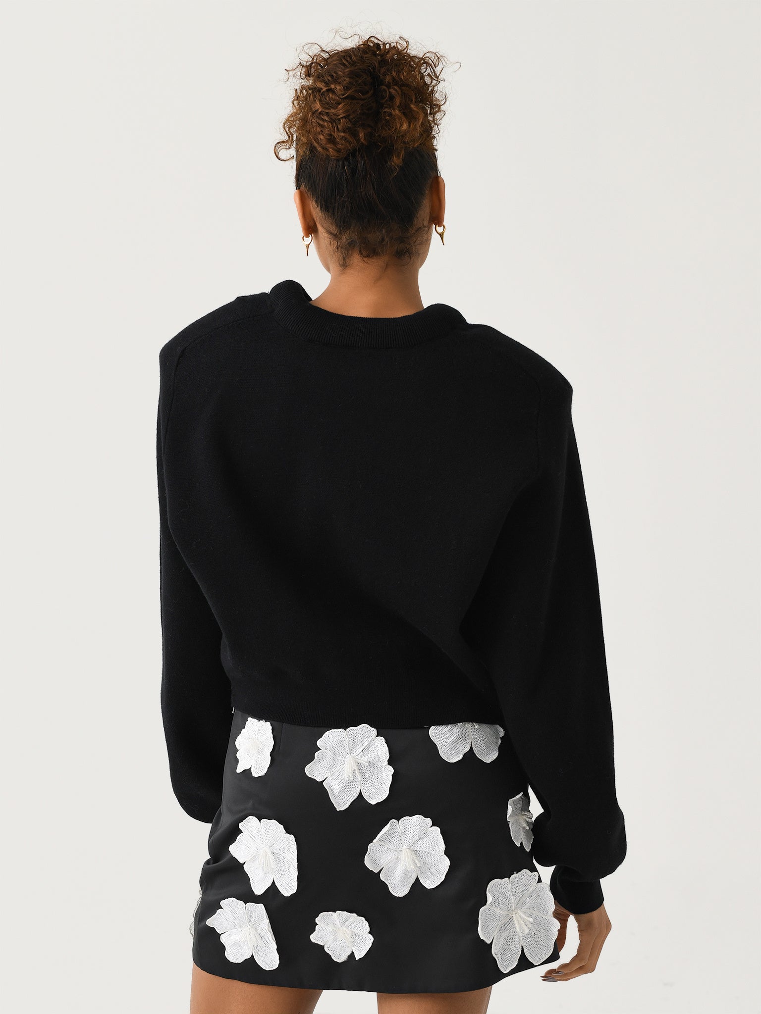 114035100xBLACK-alt3