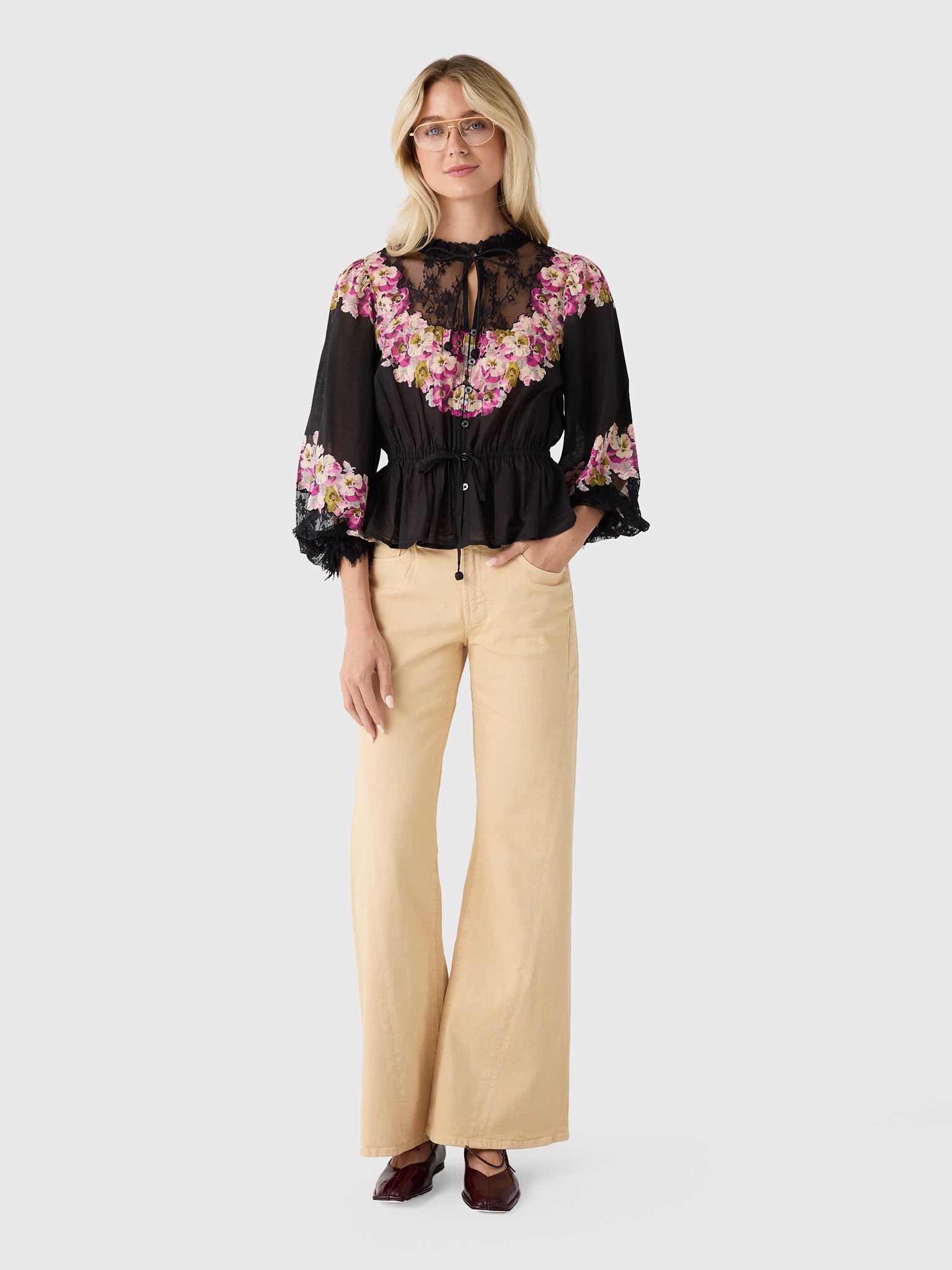 Mother Women's The Mid Rise Sidestepper Twist Sneak Jean - Saint Bernard