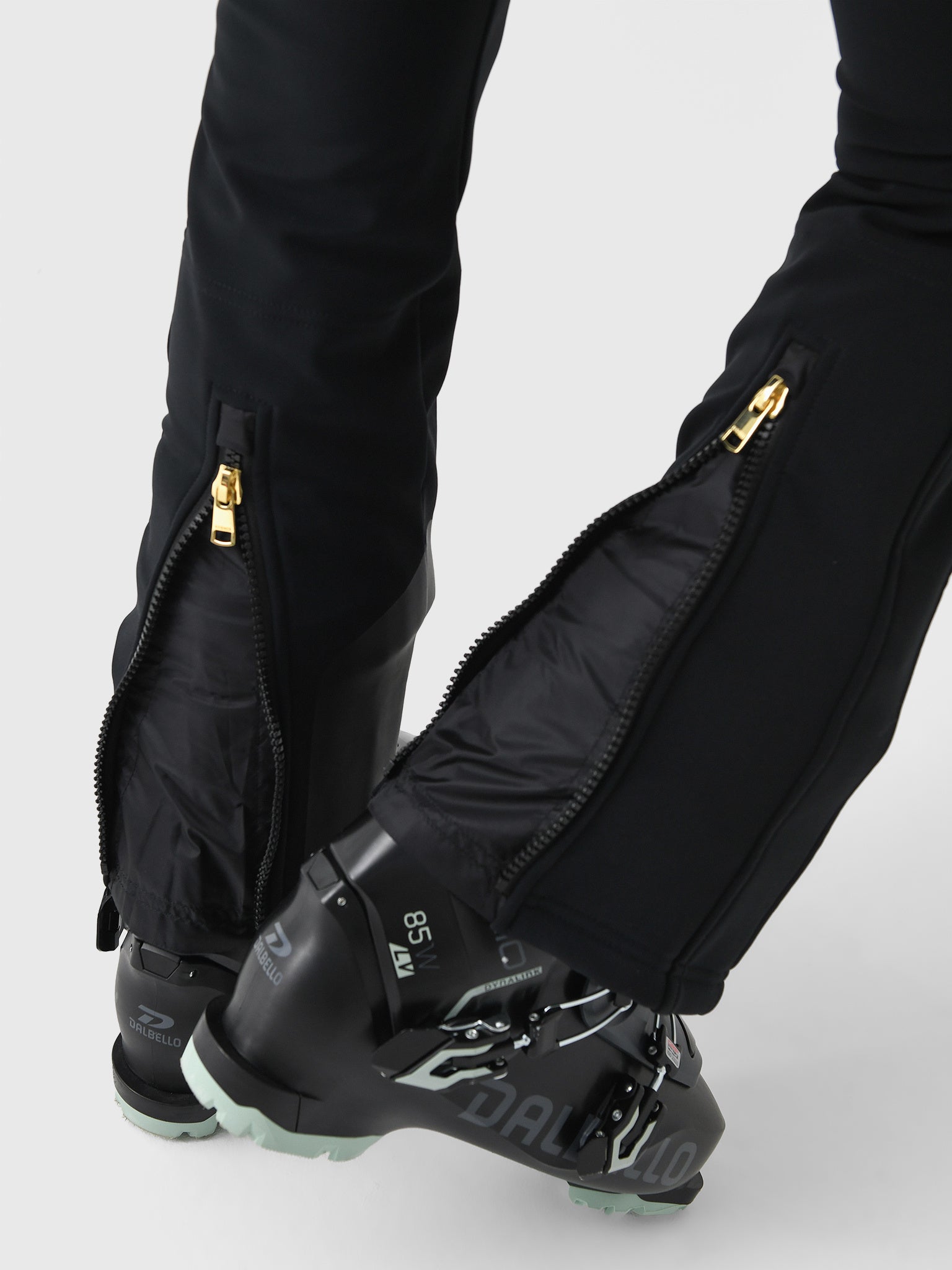 1162-9562x026BLACK-alt5